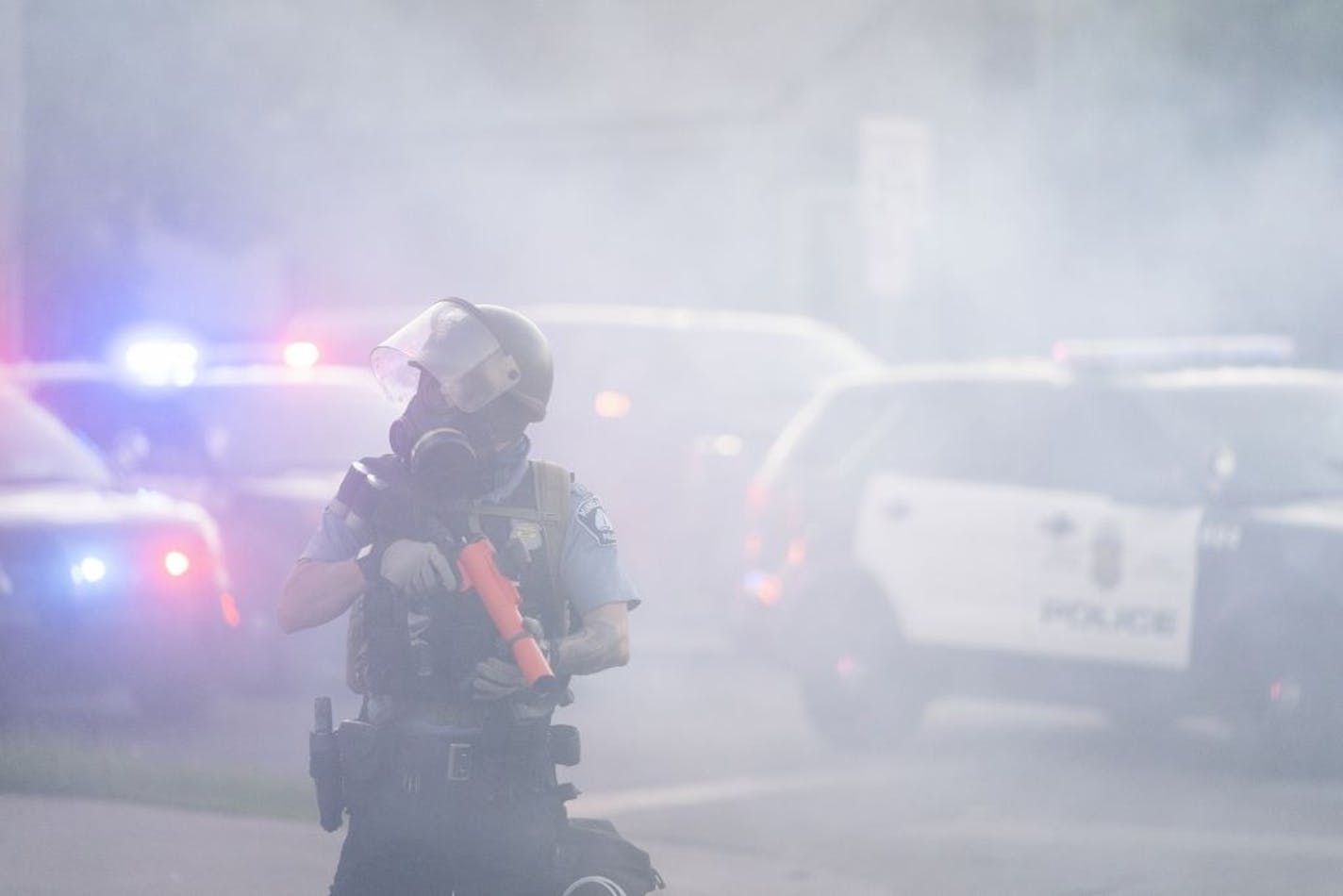 Minneapolis Police moved in aggressively with tear gas to break up the peaceful protest after the 8 p.m. curfew.