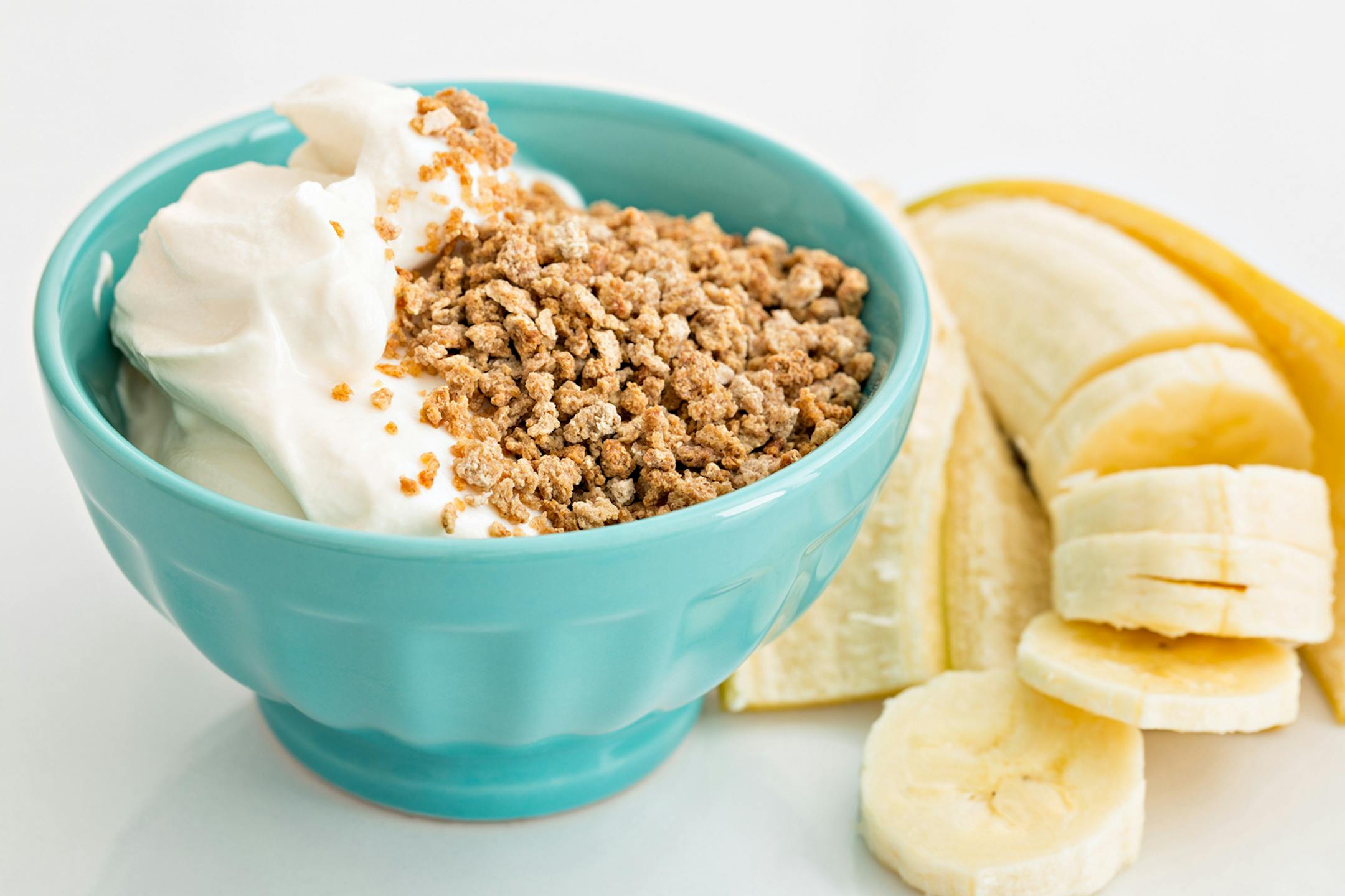 Good breakfast options include whole-grain cereals or bread, bananas and yogurt.