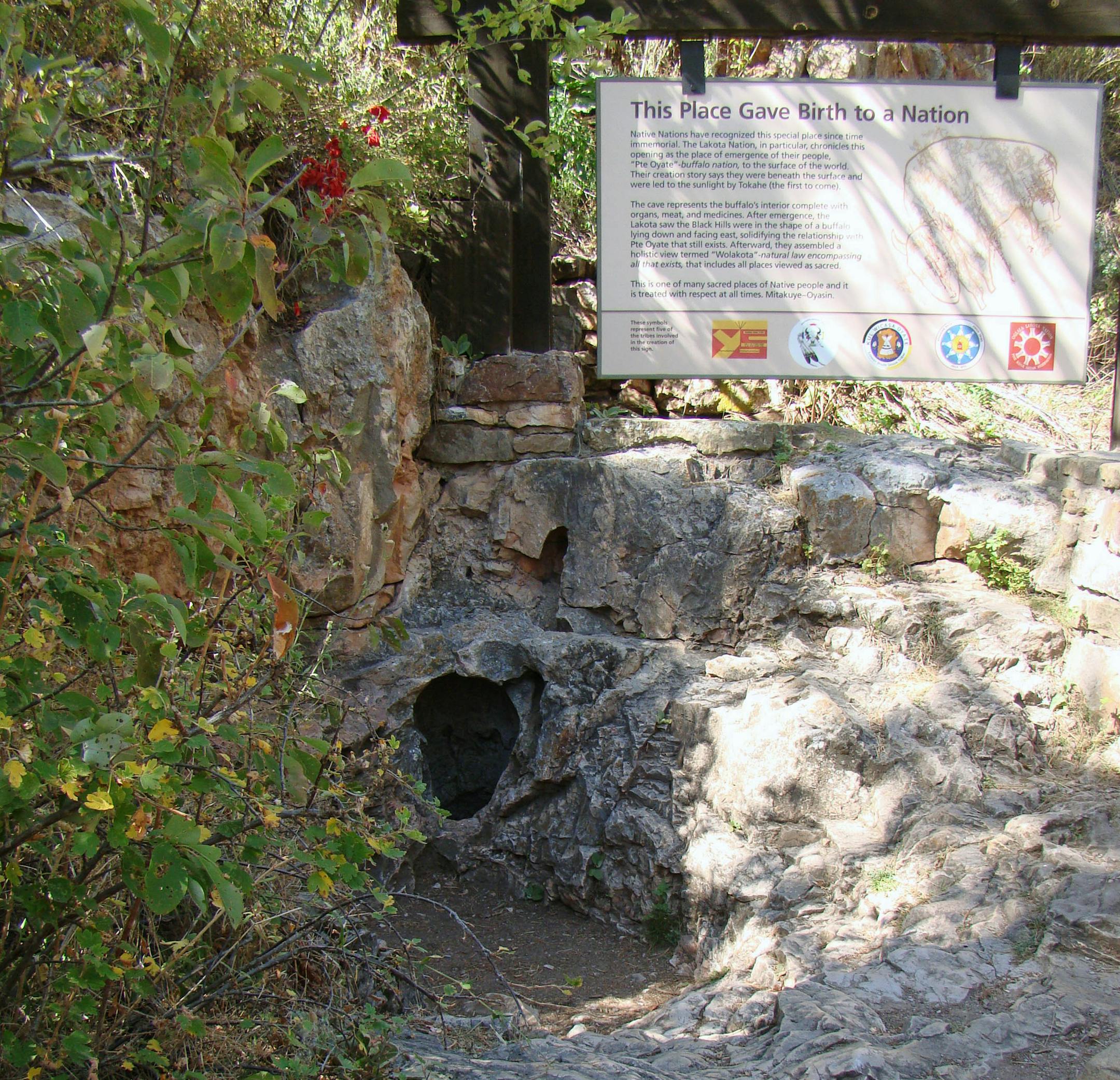 A small hole is the only known natural entrance to Wind Cave.