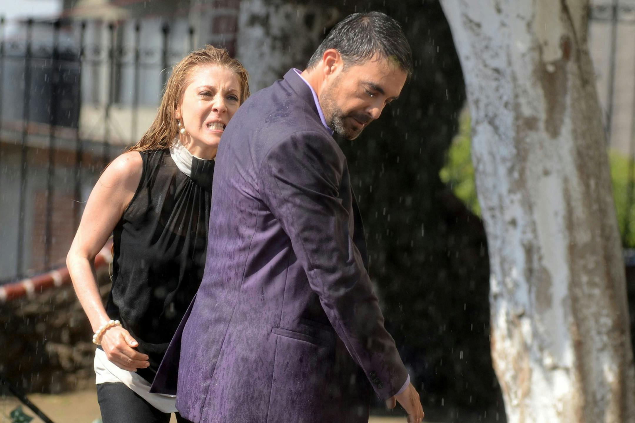 A scene from the telenovela "Cielo Rojo."