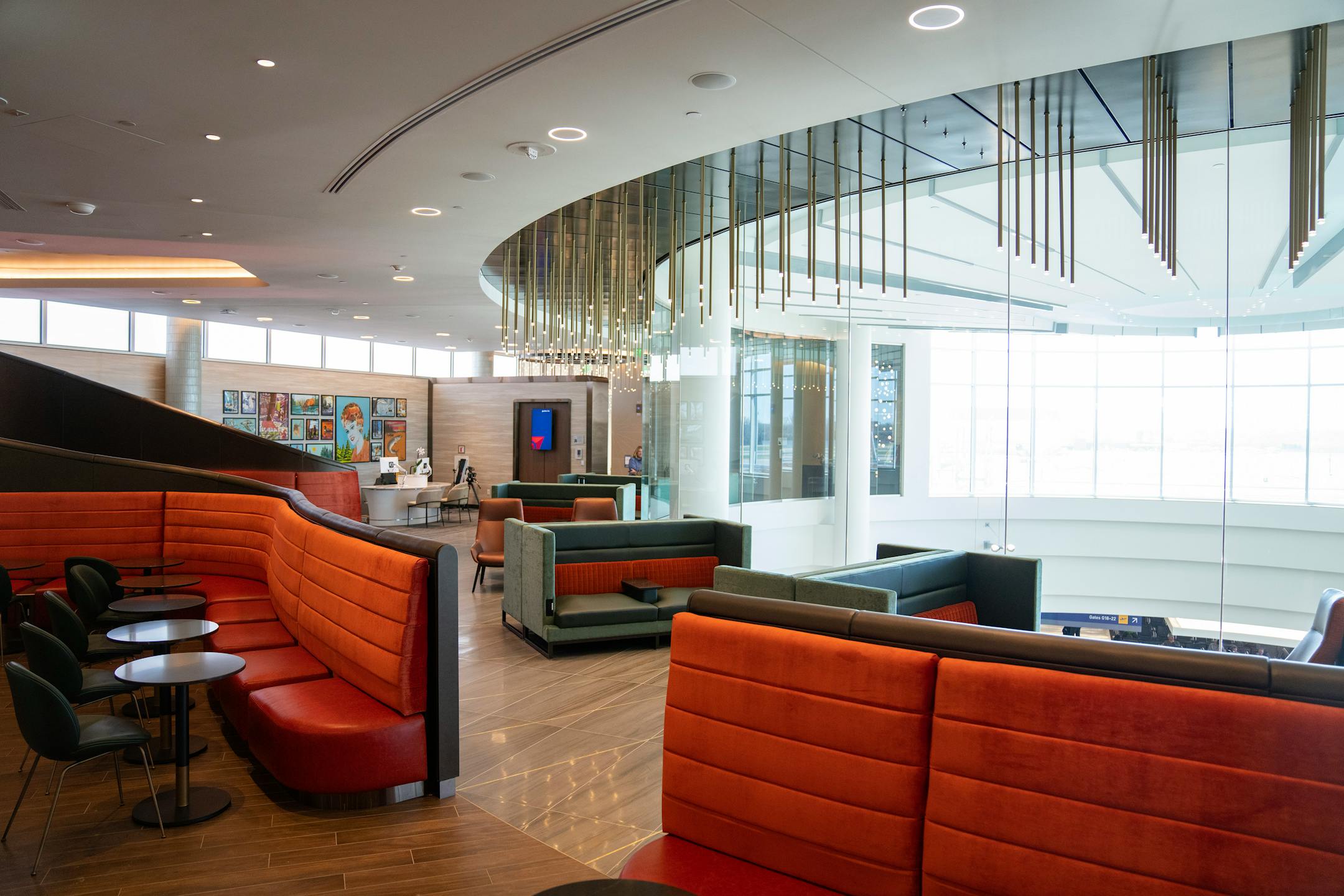 The new Delta Sky Club is open for an open house press preview.