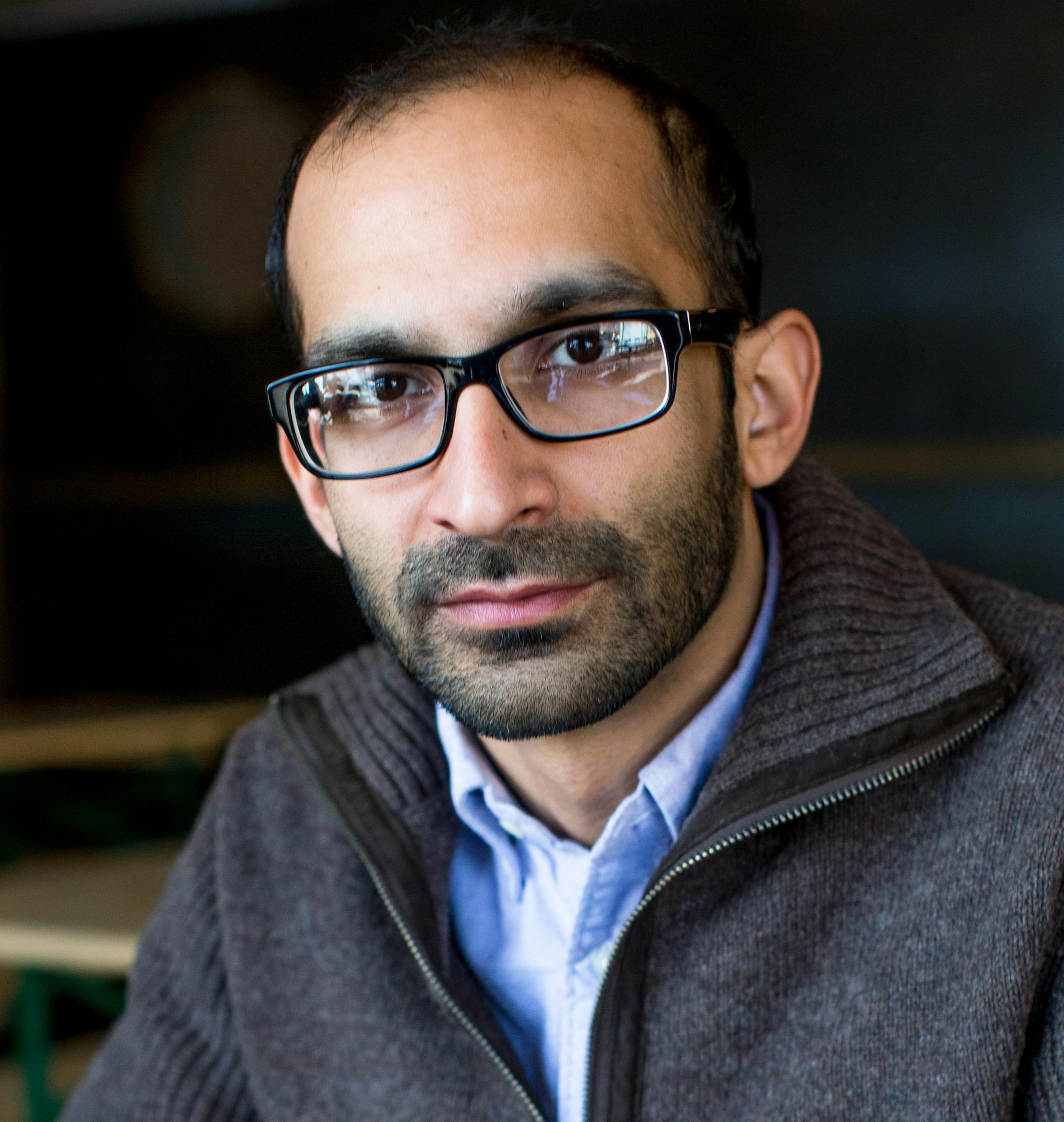 Shahan Mufti. Photo by Dmitry Gudkov.