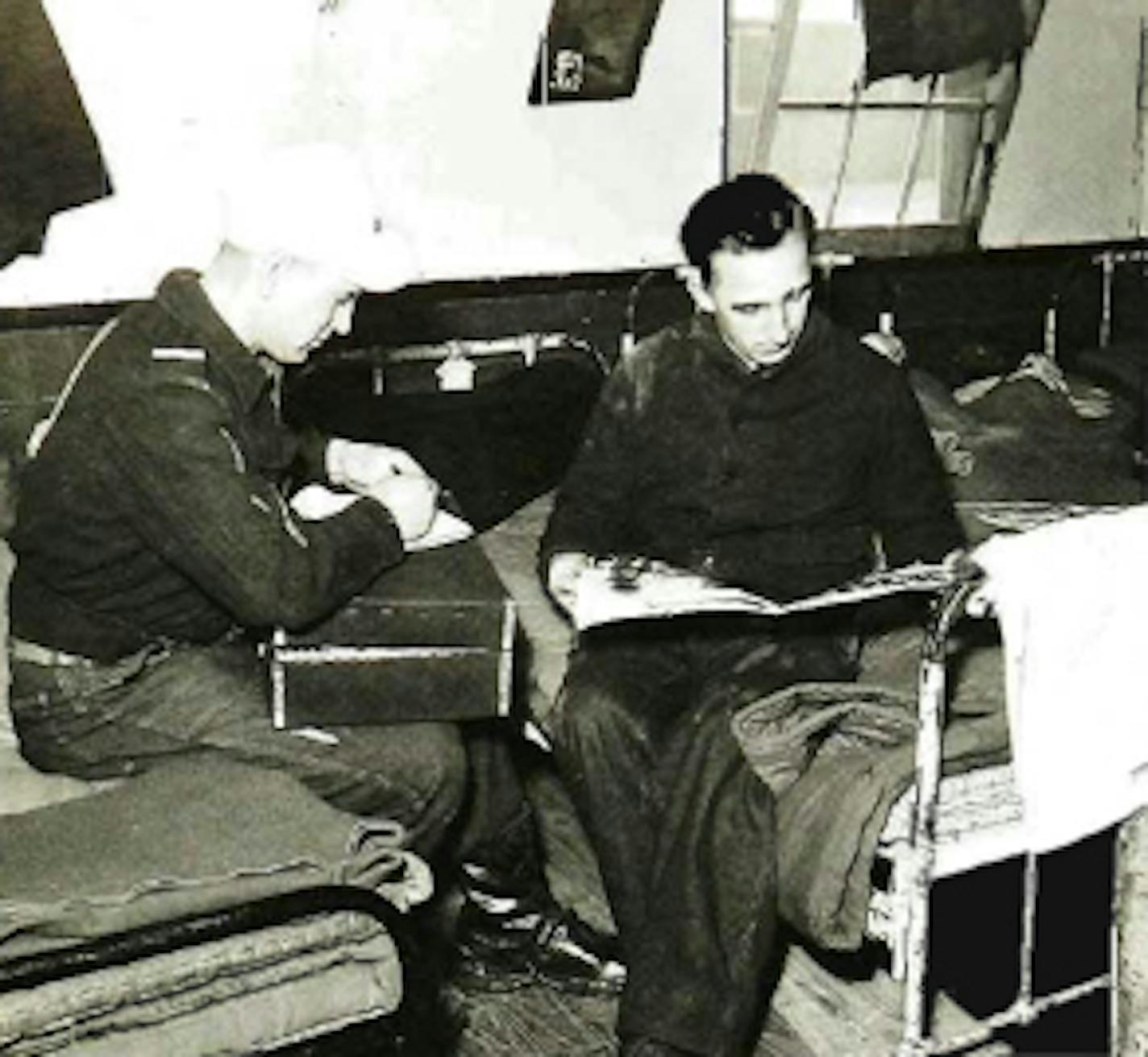 [MN History for Aug. 23, 2015] Nazi escapees baffled searchers Up North for five days It was a routine bed check. That is, until a note was found on the bunk where a German prisoner was supposed to be asleep Up North in a Minnesota lumber camp housing Nazi prisoners of war near the shores of Lake Winnibigoshish.