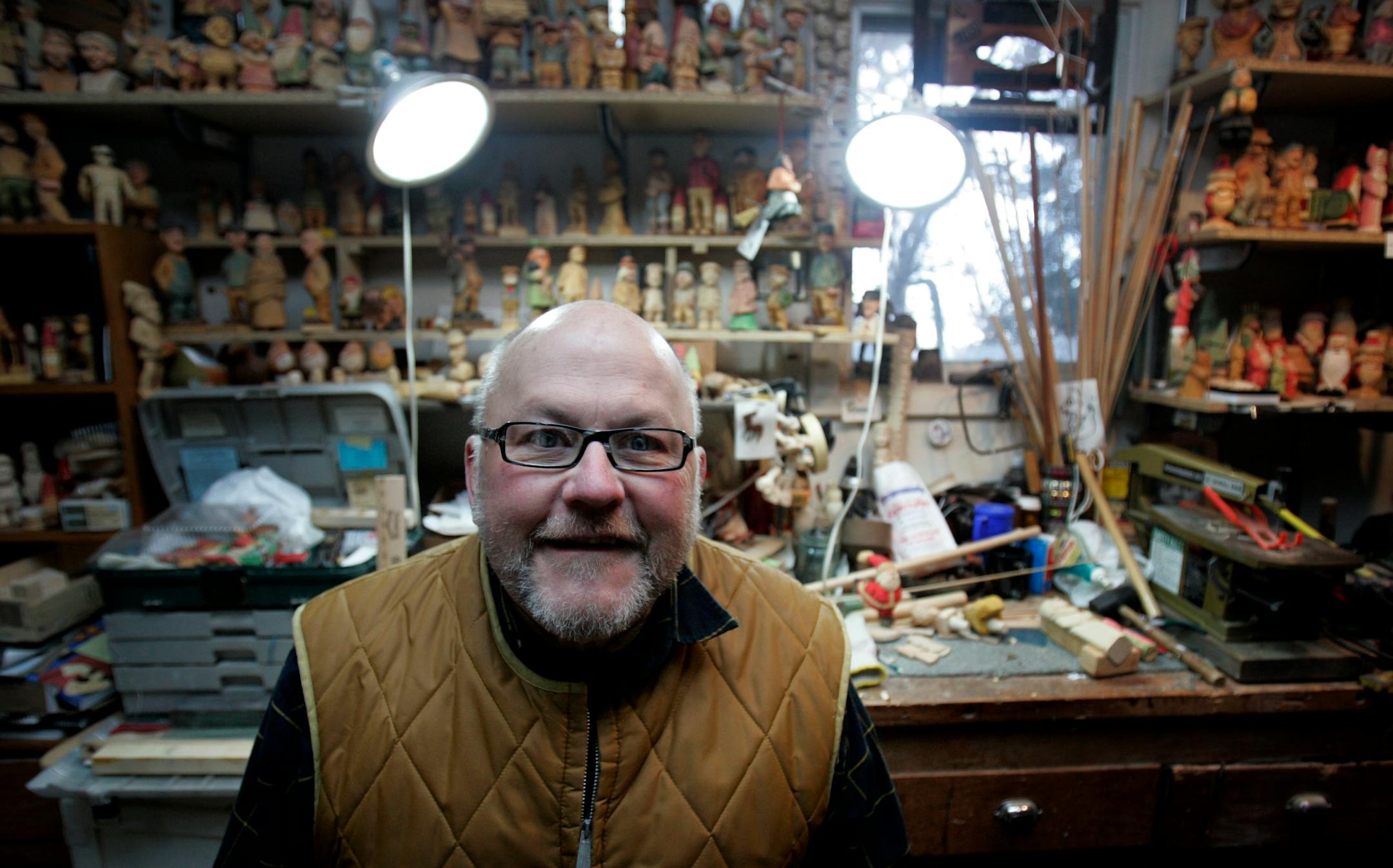 Stillwater carver Ron Nelson had designed and carved a different Santa each year since 2003 and donated a dozen or so to the Historic Courthouse. The figures are sold to raise money for the courthouse restoration fund.