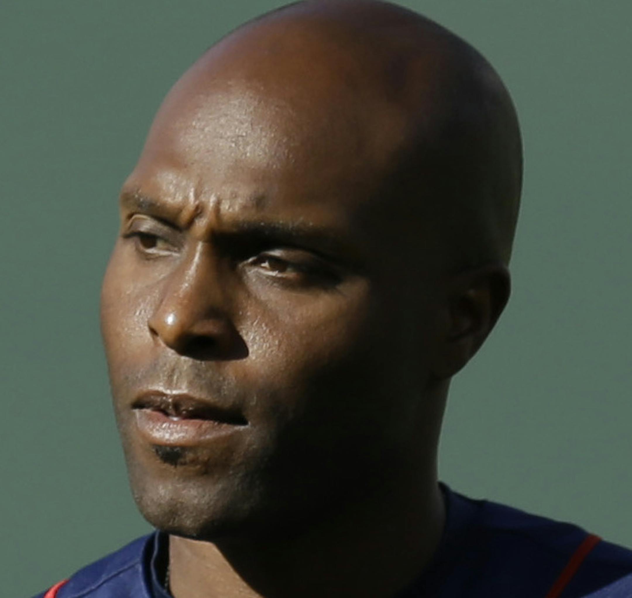 Minnesota Twins' Torii Hunter prior to the baseball game against the Oakland Athletics Saturday, July 18, 2015, in Oakland, Calif. (AP Photo/Ben Margot)