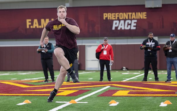 Minnesota Duluth offensive lineman Brent Laing worked out at the Gophers’ pro day in March.