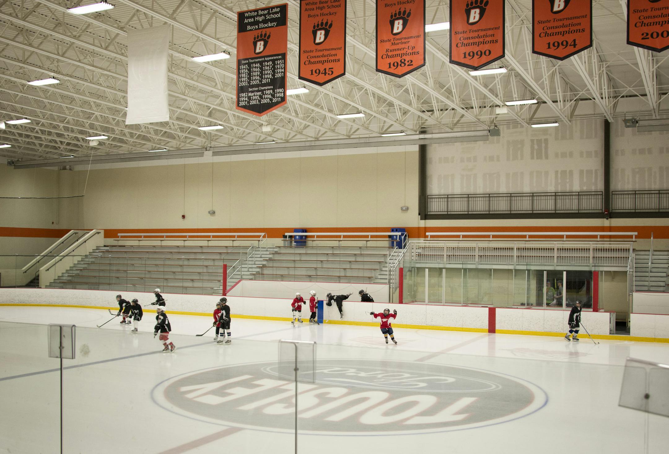 10 and 11-year-olds of the Minnesota Made youth hockey league practiced at the Vadnais Sports Center in Vadnais Heights, Friday, August 16, 2013 ] GLEN STUBBE * gstubbe@startribune.com