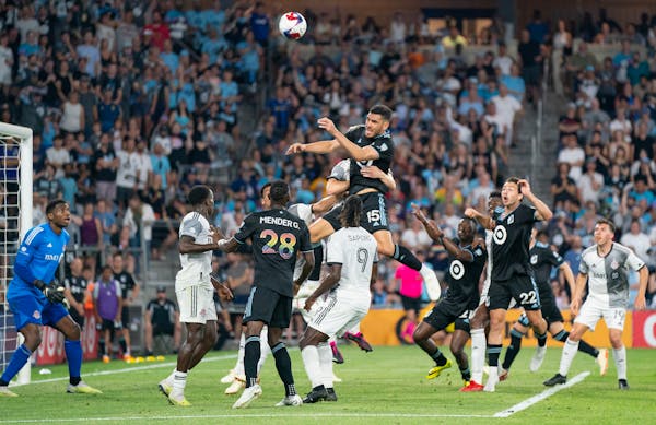 Minnesota United defender Michael Boxall (15) jumped high for a header against Toronto FC. He’s one of several players on expiring contracts.
