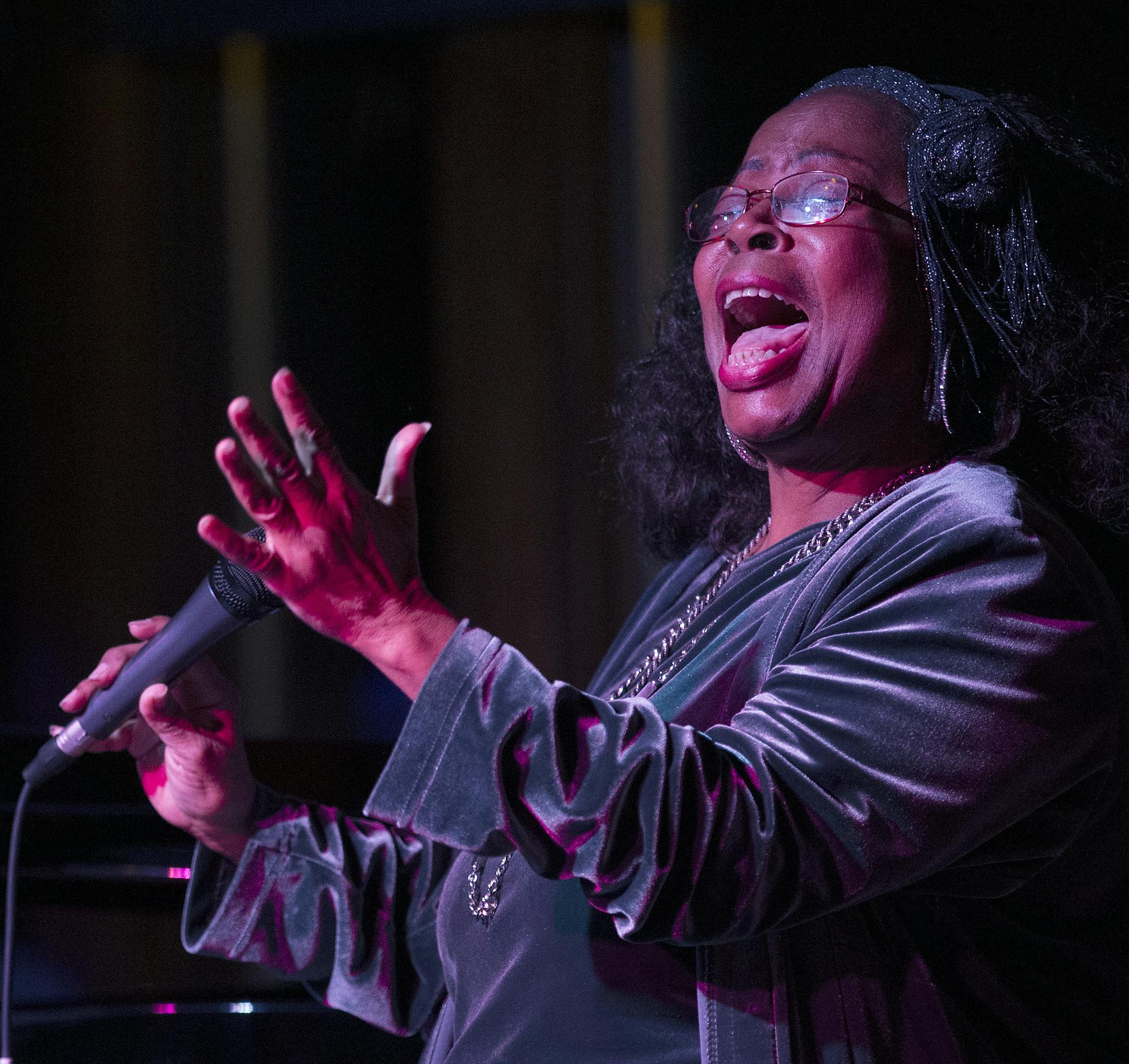 Singer Debbie Duncan with Dan Chouinard on piano performed in the Dunsmore Room at Crooners in Fridley. ] CARLOS GONZALEZ cgonzalez@startribune.com - January 31, 2016, Fridley, MN, Crooners, new music spot in Fridley focusing on their new Dunsmore Room w its Bosendorfer piano. concert. w Dan Chounaird on piano and singer Debbie Duncan.