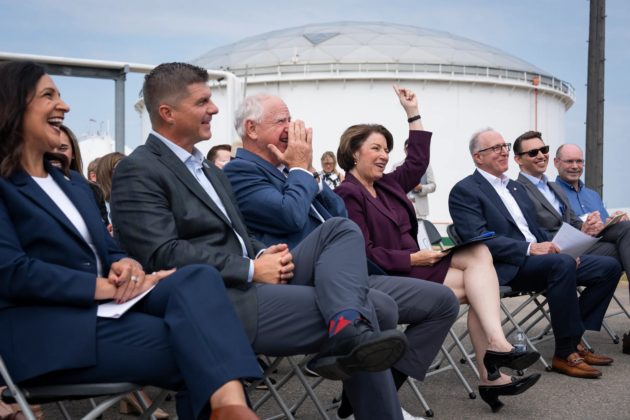 Klobuchar blows past Demuth in donations from top business leaders