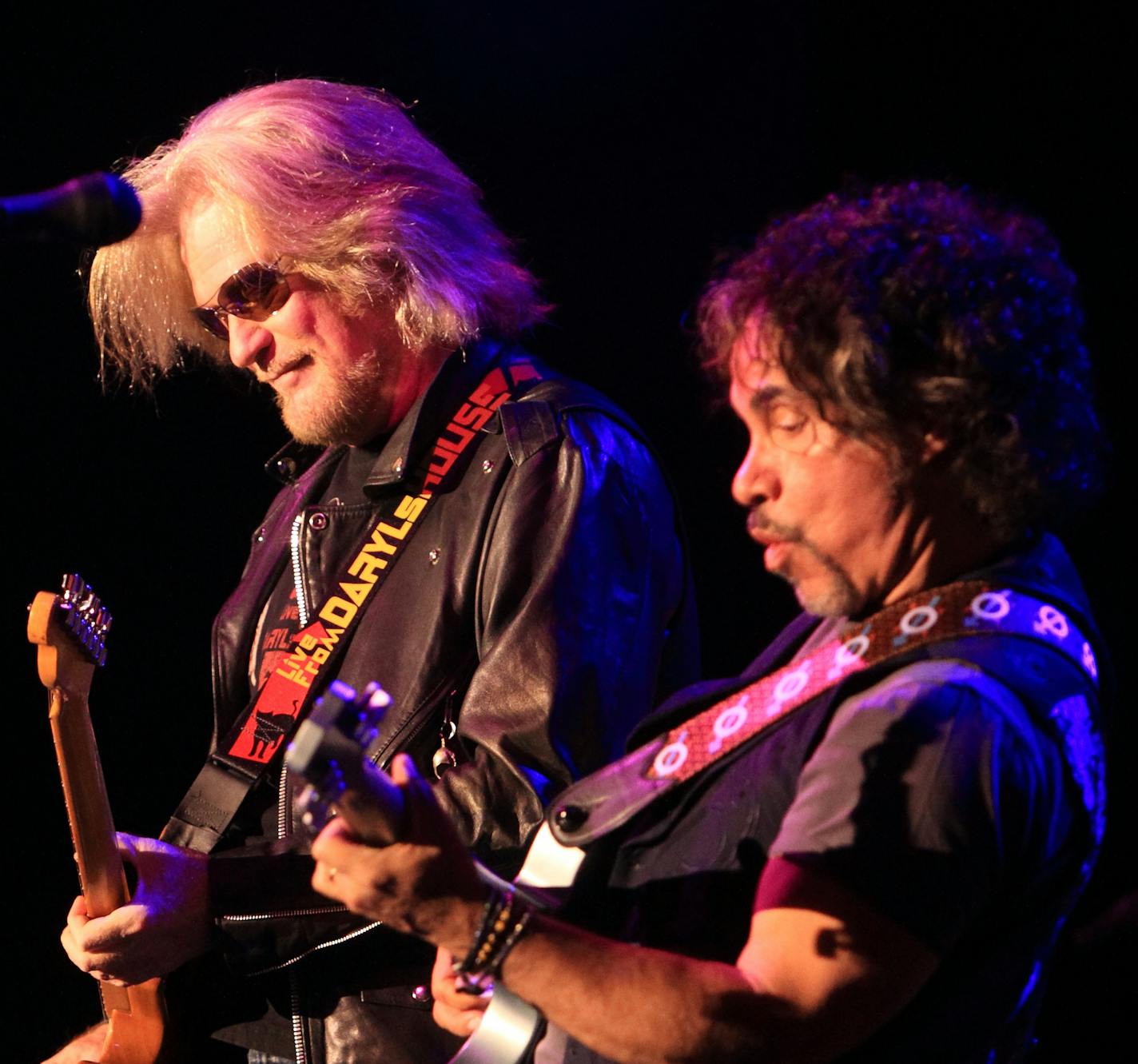 Daryl Hall & John Oates perform Wednesday at Xcel Energy Center.