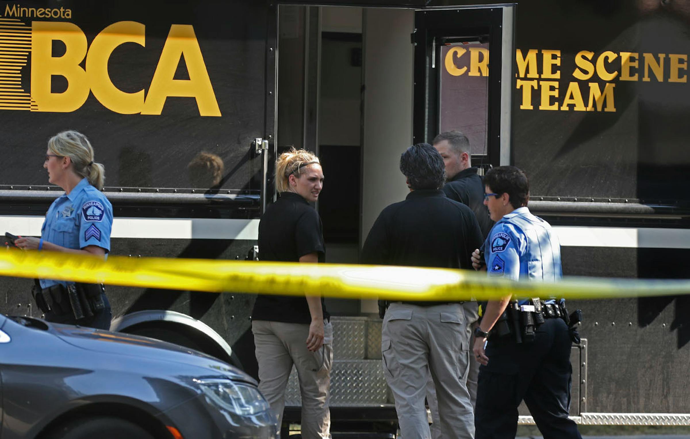 Read the transcript of scanner traffic from fatal police shooting of