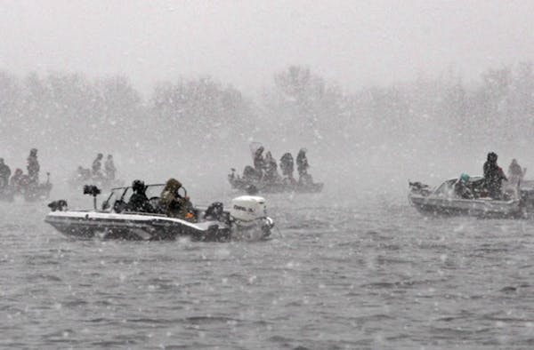 With luck opening day this year won't look like this on Upper Red Lake. This is how the 2008 opener looked on the huge lake &#xf3; a day of low temper