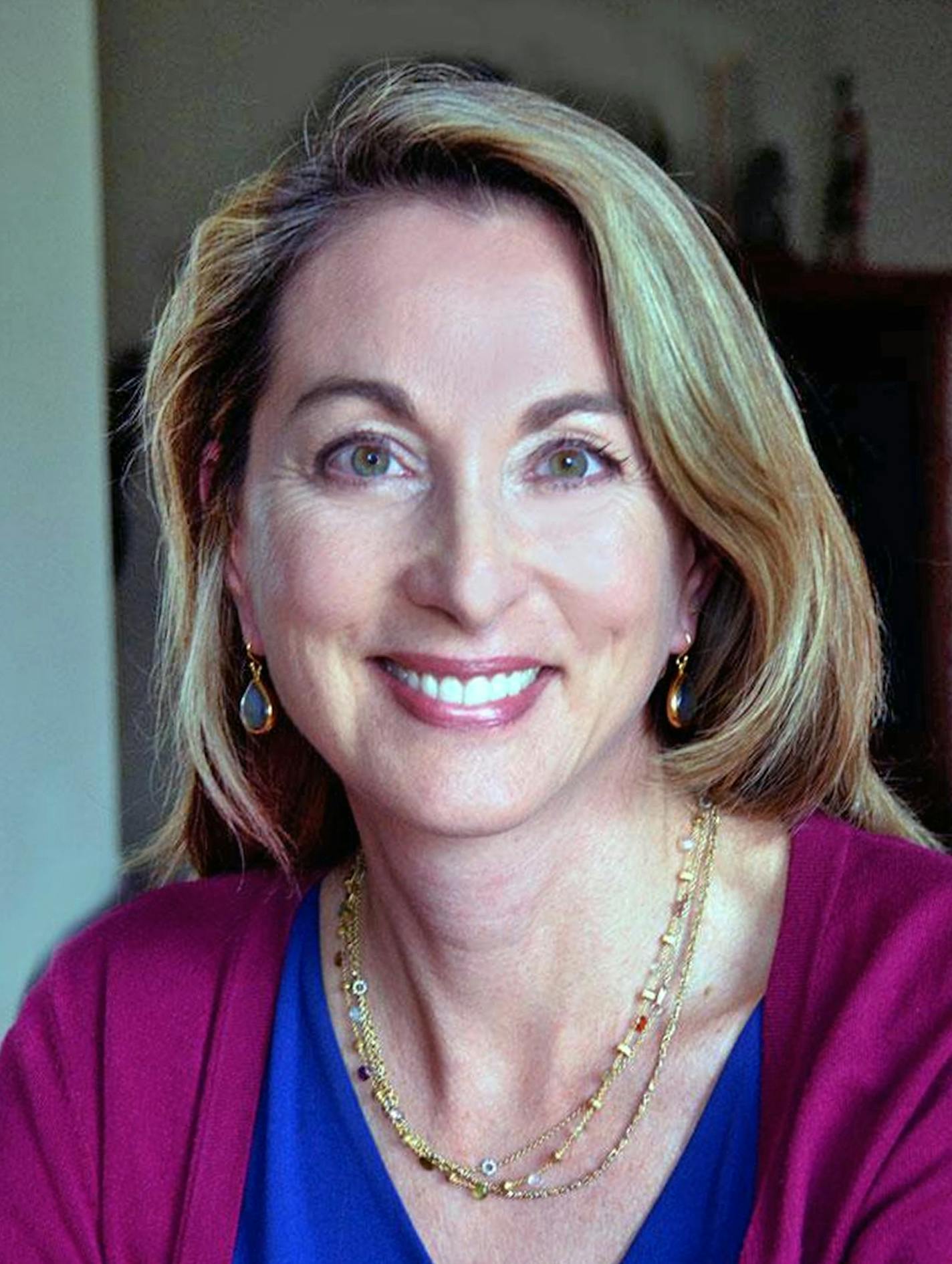 "The more you let your brain be dysfunctional, the more you hear voices and believe delusional things … the harder it is to bring it back," said Dr. Sophia Vinogradov, chairwoman of the University of Minnesota Department of Psychiatry, which is participating in the federal study.