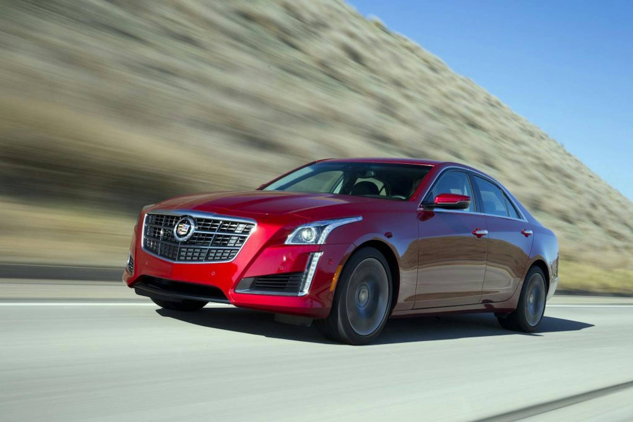 The 2014 Cadillac CTS lost weight and added power in its hunt for buyers of German luxury cars.