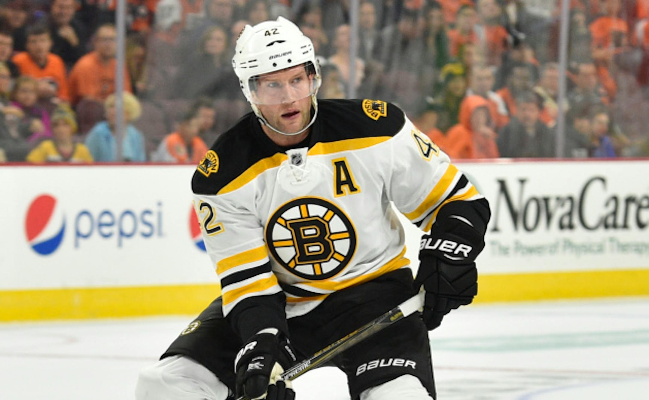Boston Bruins right wing David Backes in action during a preseason NHL hockey game against the Philadelphia Flyers, Saturday, Oct. 1, 2016, in Philadelphia. (AP Photo/Derik Hamilton)