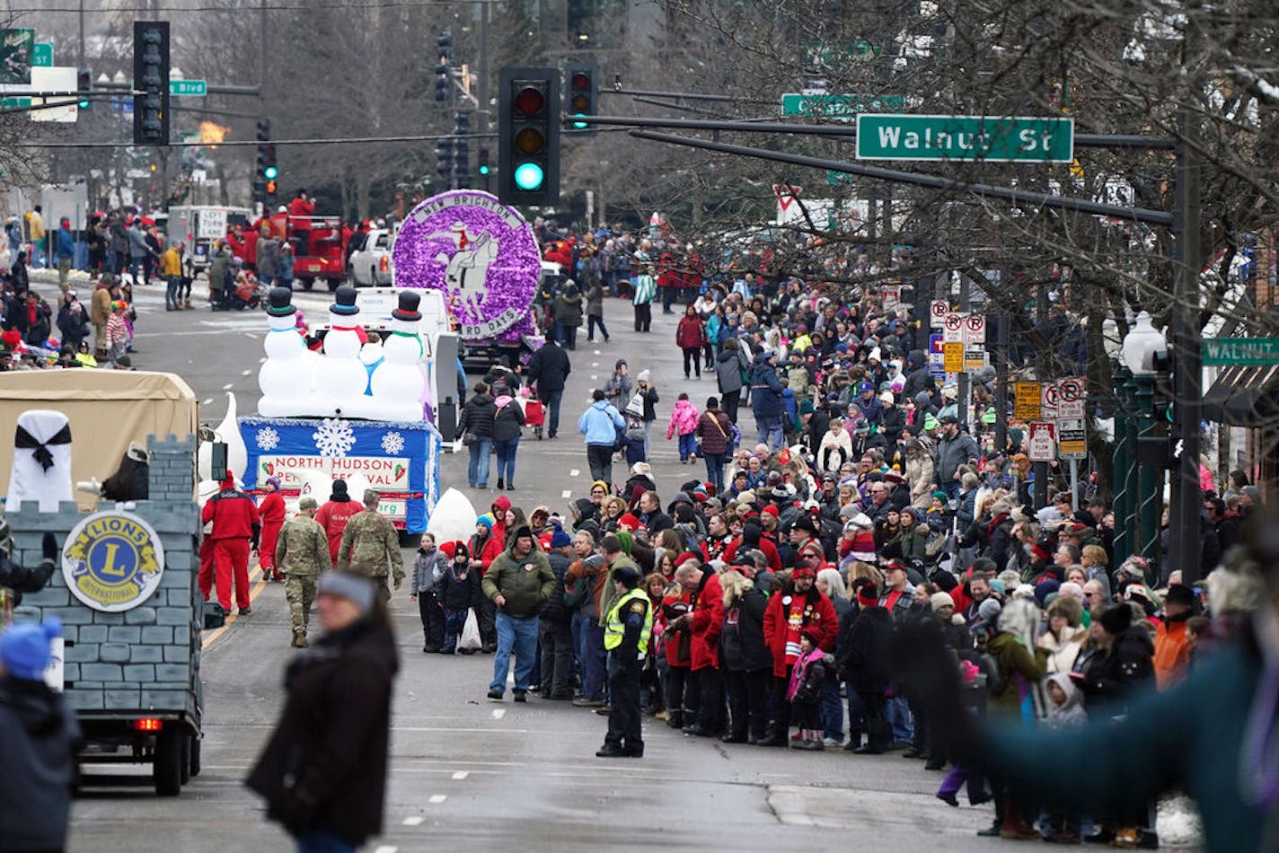 Crowds gathered for Saturday's Winter Carnival King Boreas Grand Day Parade. ] ANTHONY SOUFFLE • anthony.souffle@startribune.com