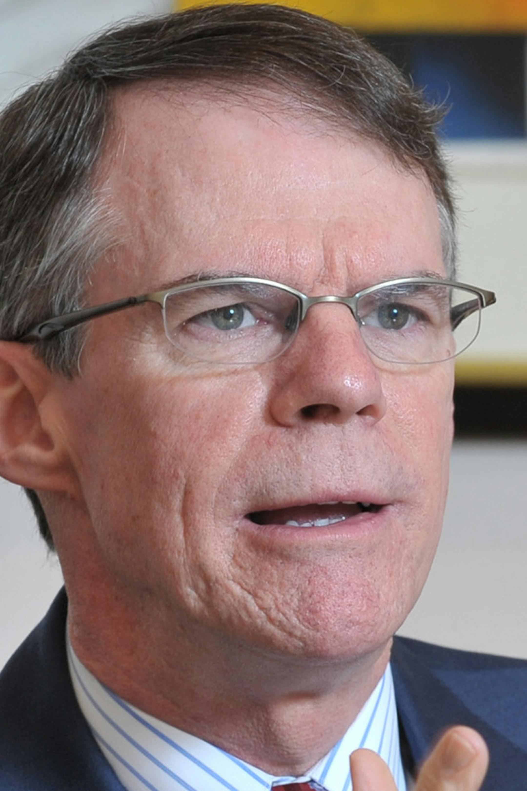 GLEN STUBBE \u0301 gstubbe@startribune.com -- Tuesday, March 16, 2010 -- Minneapolis, Minn. -- ] Richard Davis, chief executive of U.S. Bancorp and chairman of the Financial Services Roundtable, one of the nation's most powerful bank lobby groups.