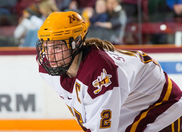 Lee Stecklein&#x2019;s Gophers career is nearly over. The senior&#x2019;s teams have won three NCAA titles, and she wants a fourth.