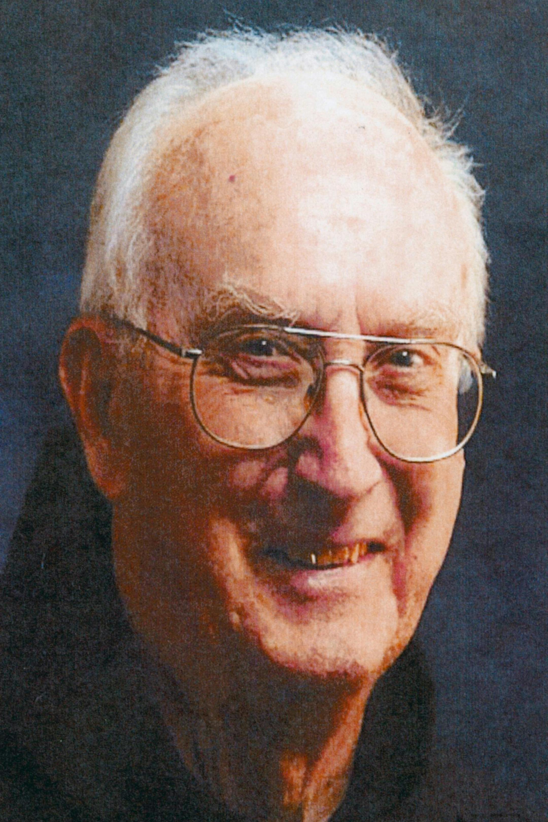 Fr. Richard Eckroth ORG XMIT: MIN1405191539131242