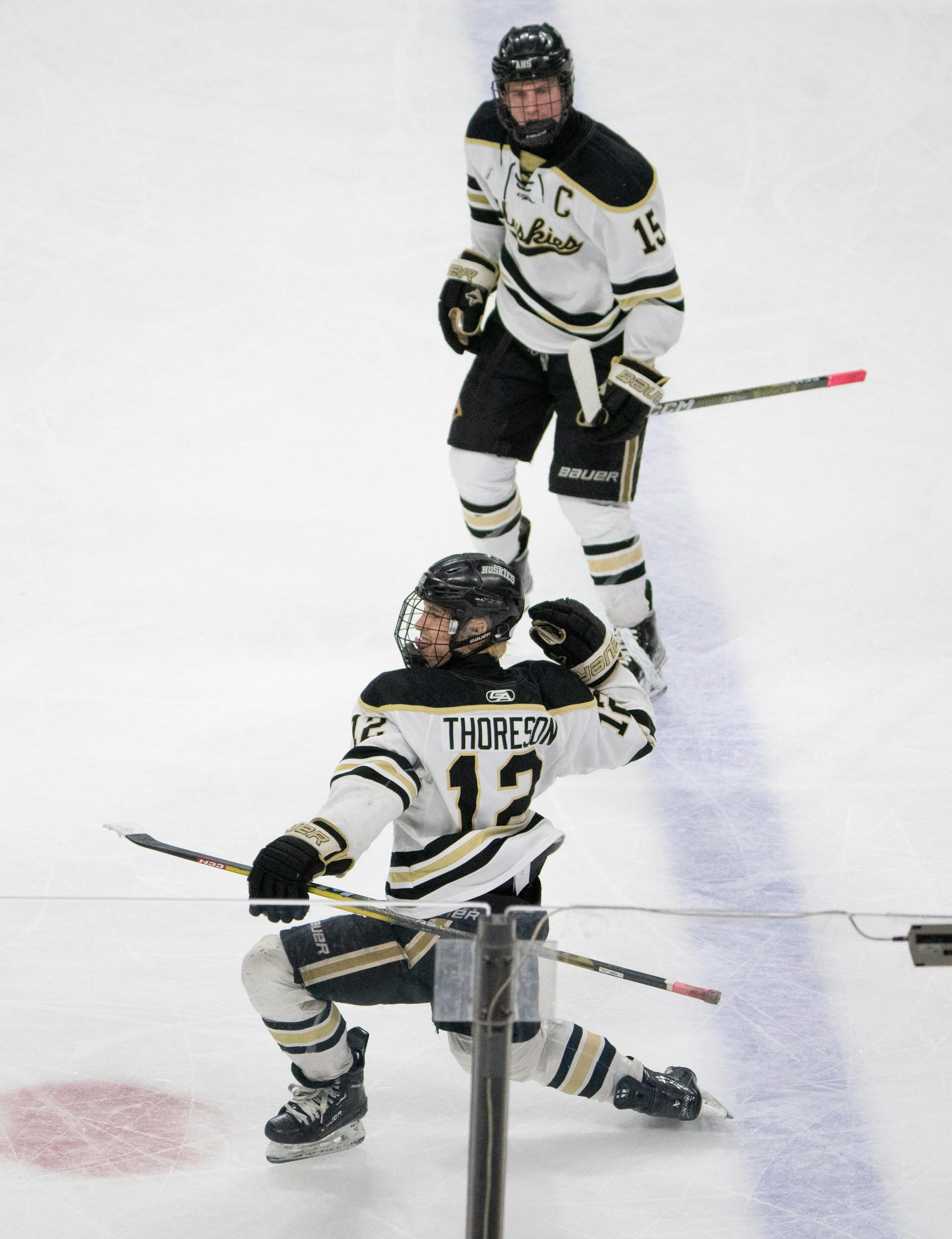 Andover Huskies forward Gavyn Thoreson (12)celebrated his goal that put the Huskies ahead 3-1 in the second period.