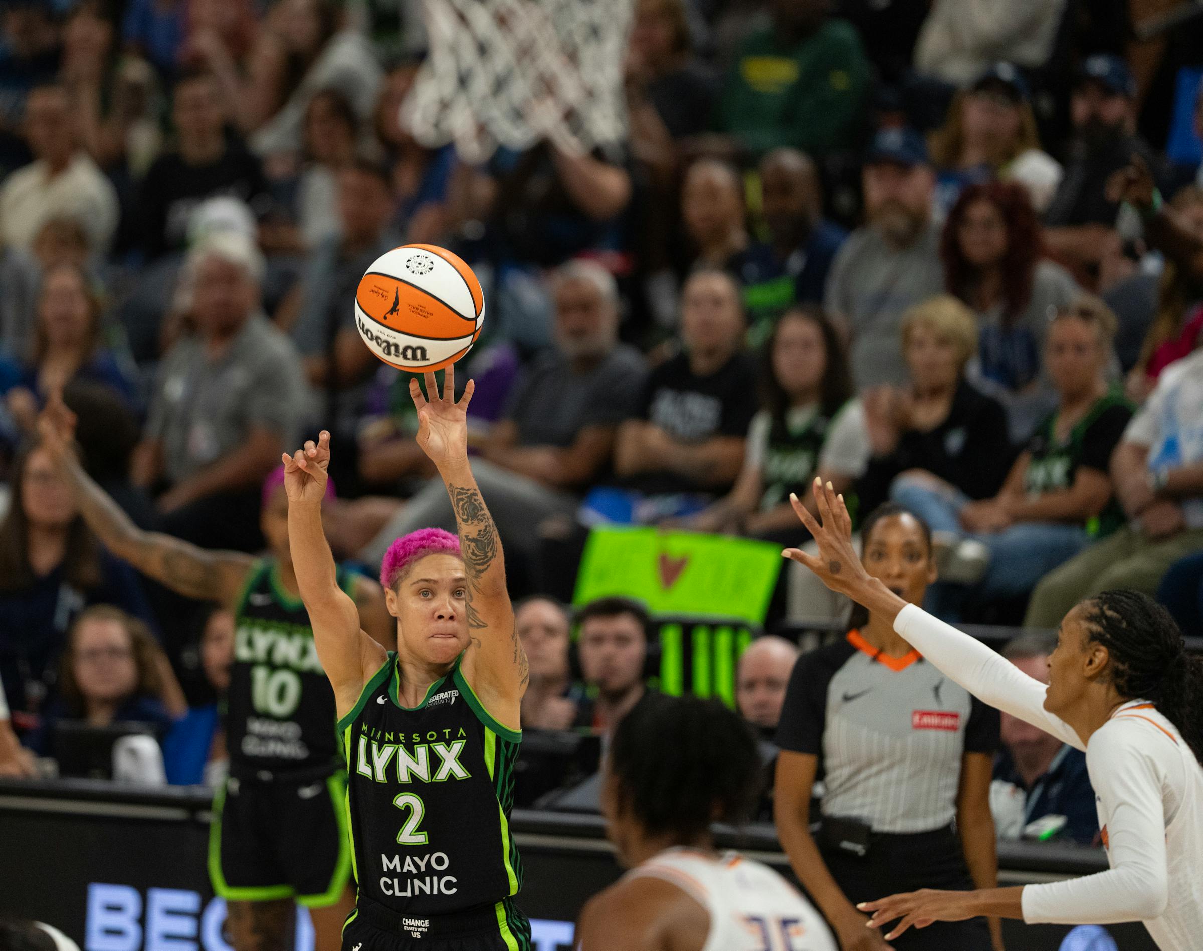 Minnesota Lynx Adjust to Top Phoenix Mercury in Game 1 of WNBA Semi...