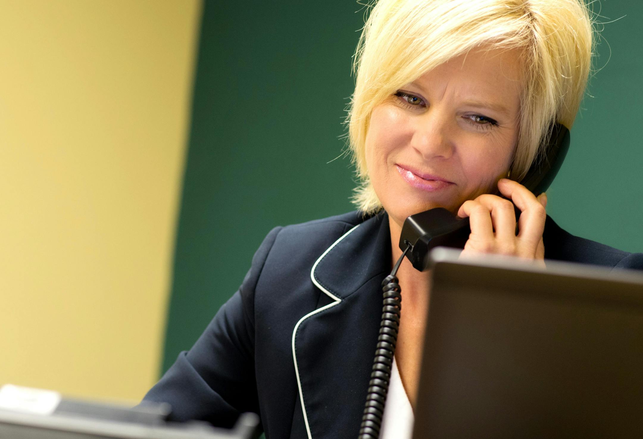 Stacey Okan, financial advisor at Edward Jones, in Columbia Heights. Friday, August 30, 2013 ] GLEN STUBBE * gstubbe@startribune.com
