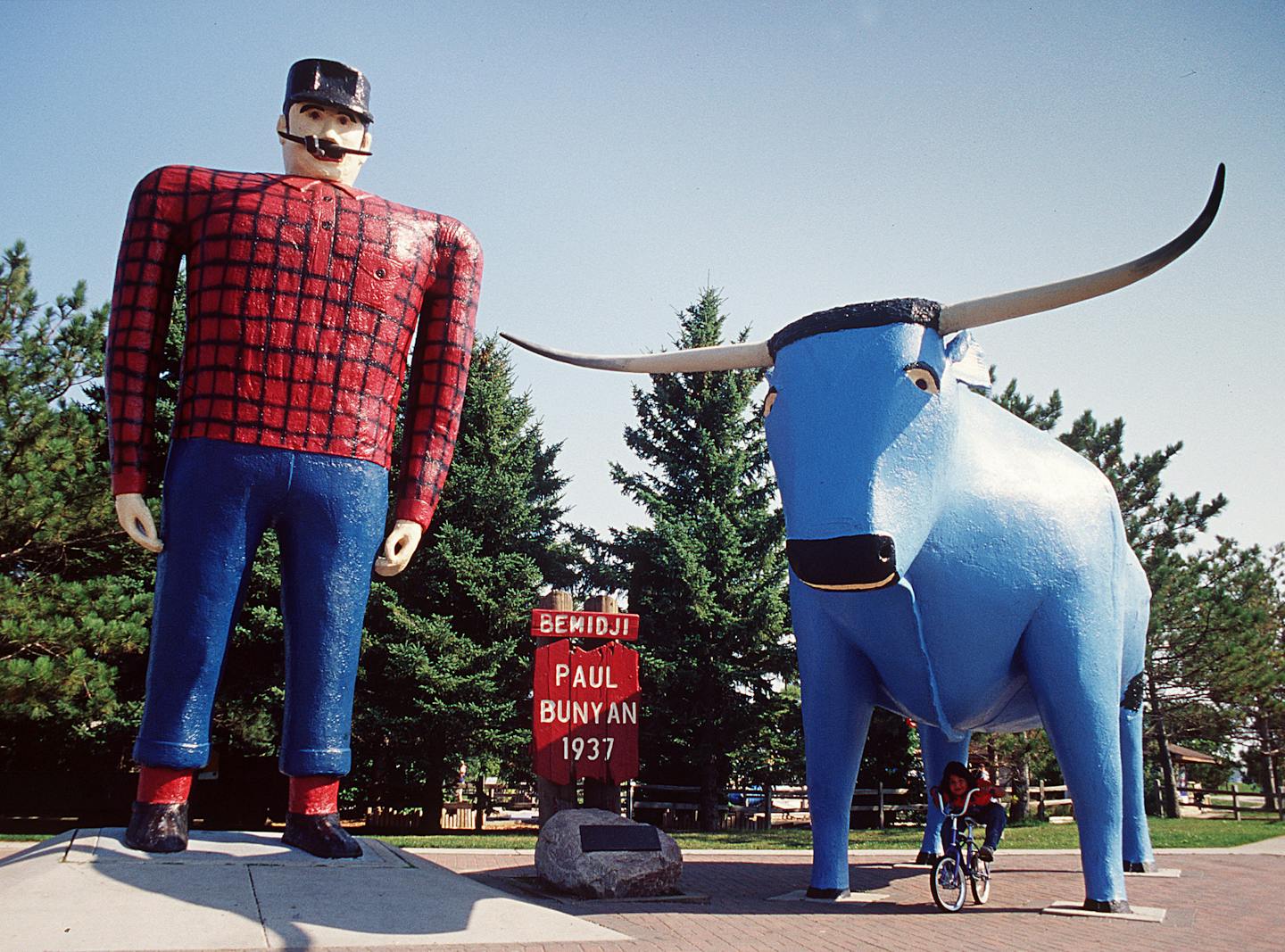 Paul Bunyan and Babe statues greet visitors in Bemidji.