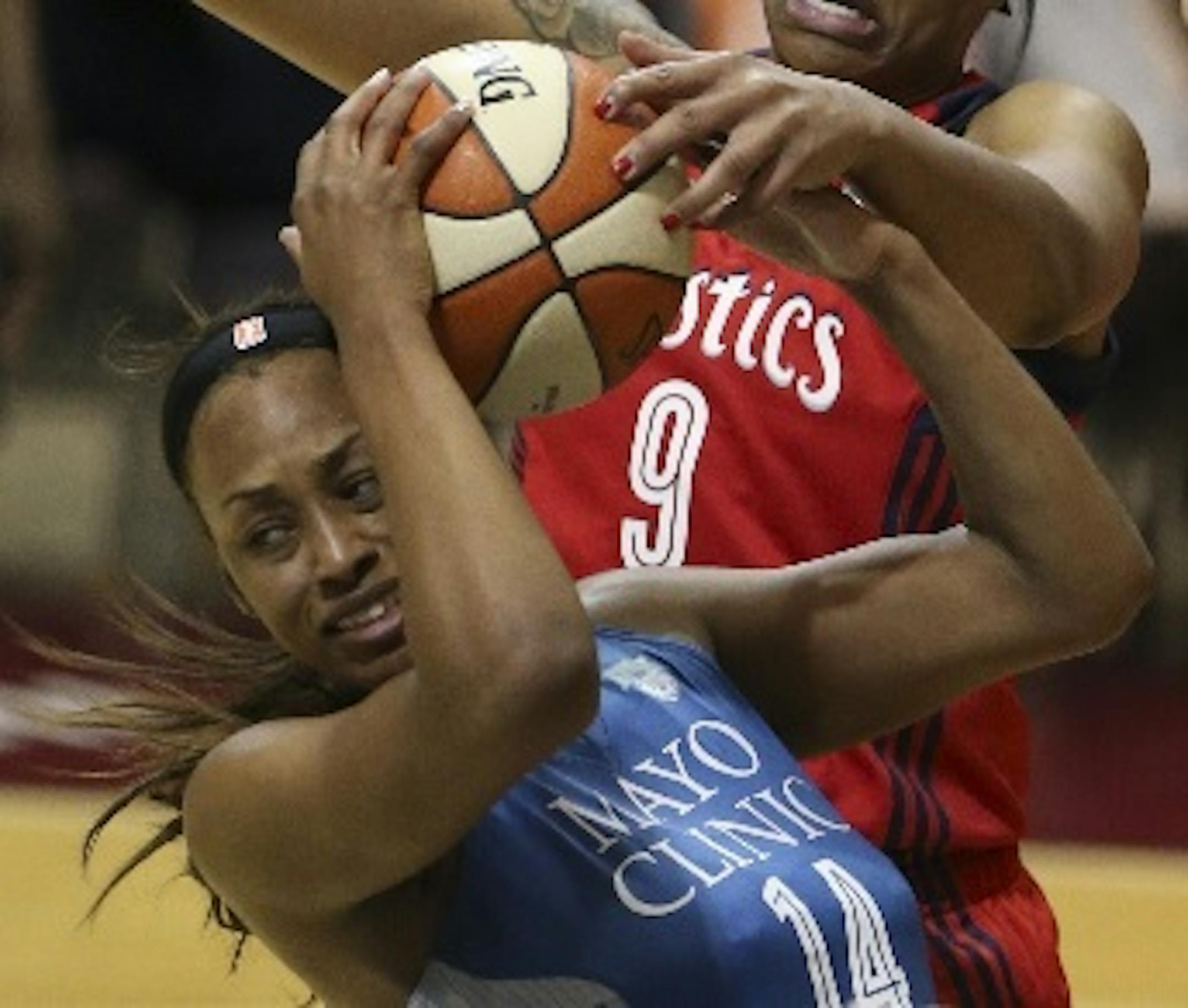 Lynx rookie power forward Bashaara Graves