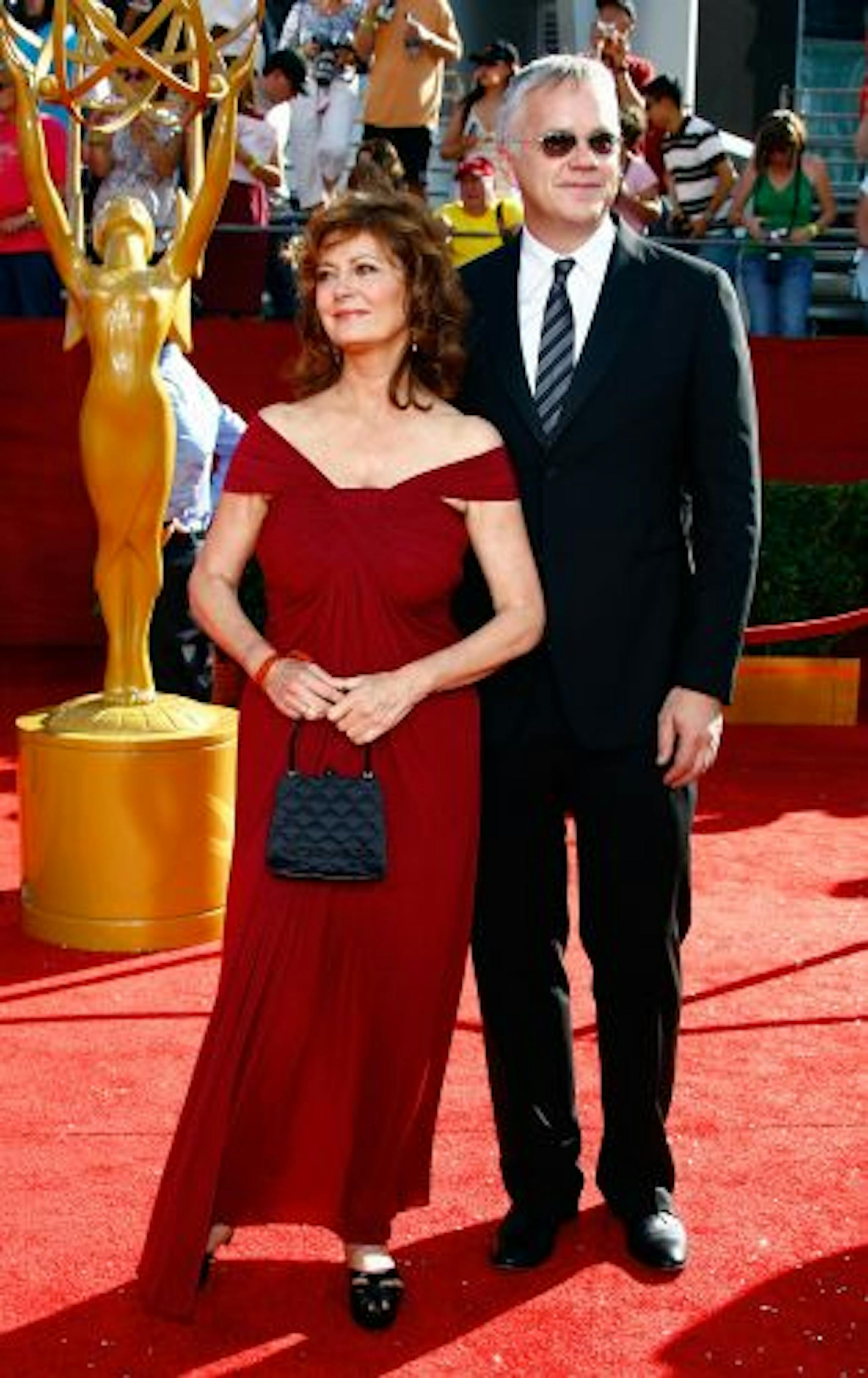 LOS ANGELES, CA - SEPTEMBER 21: Actress Susan Sarandon (L) and actor Tim Robbins arrive at the 60th Primetime Emmy Awards held at Nokia Theatre on September 21, 2008 in Los Angeles, California.