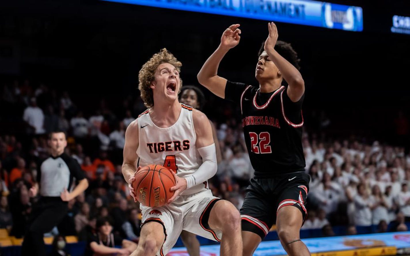 Class 2A, Quarterfinal. Morris Area vs Minnehaha Academy. March 22, 2022. Photo by Earl J. Ebensteiner