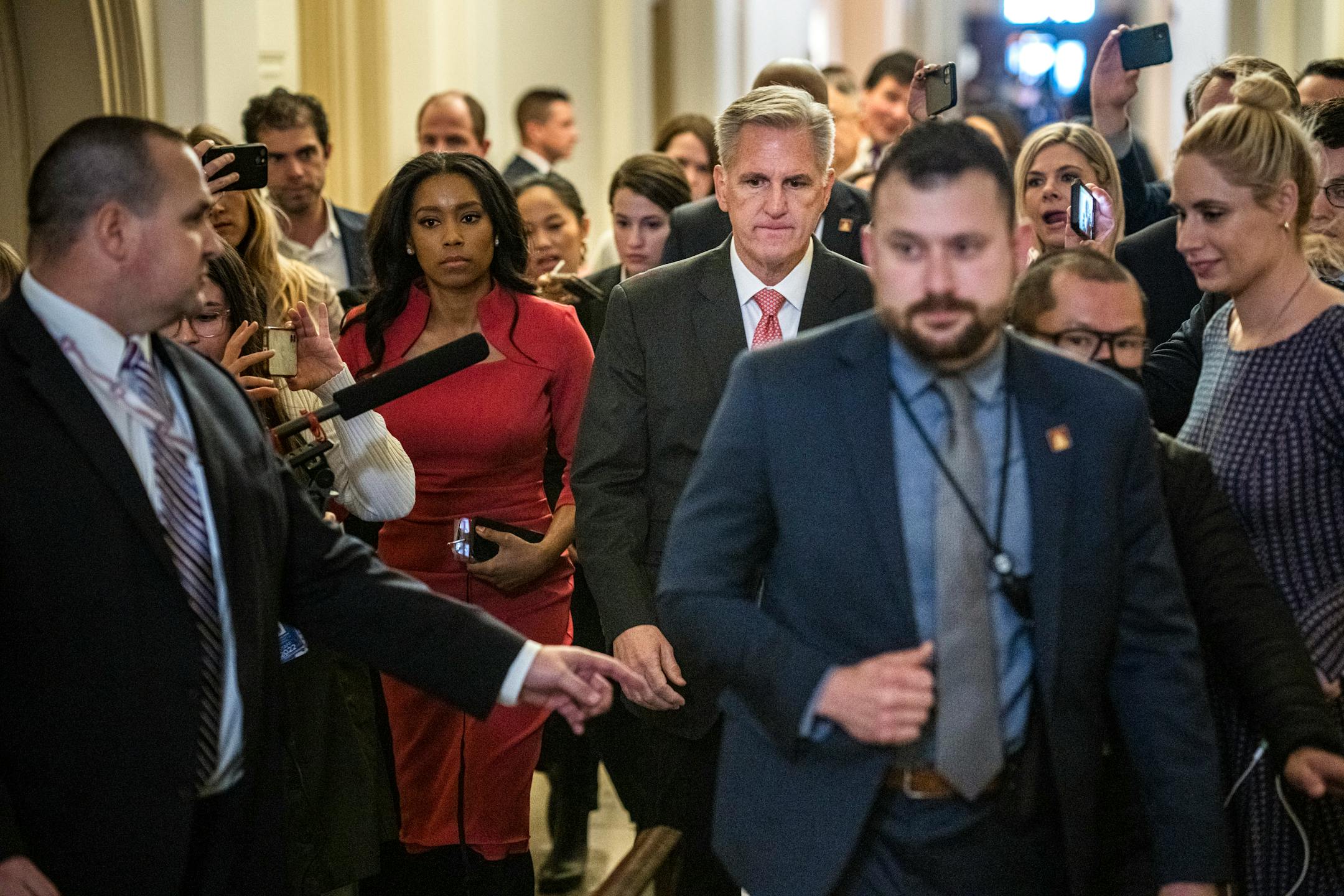 Rep. Kevin McCarthy (R-Calif.), is surrounded by reporters as he walks out of a meeting, at the Capitol in Washington on Thursday, Jan. 5, 2023. McCarthy on Thursday offered fresh concessions to hard-right Republicans refusing to back him for House speaker, as a historic deadlock that has paralyzed Congress entered its third day with no resolution. (Haiyun Jiang/The New York Times)