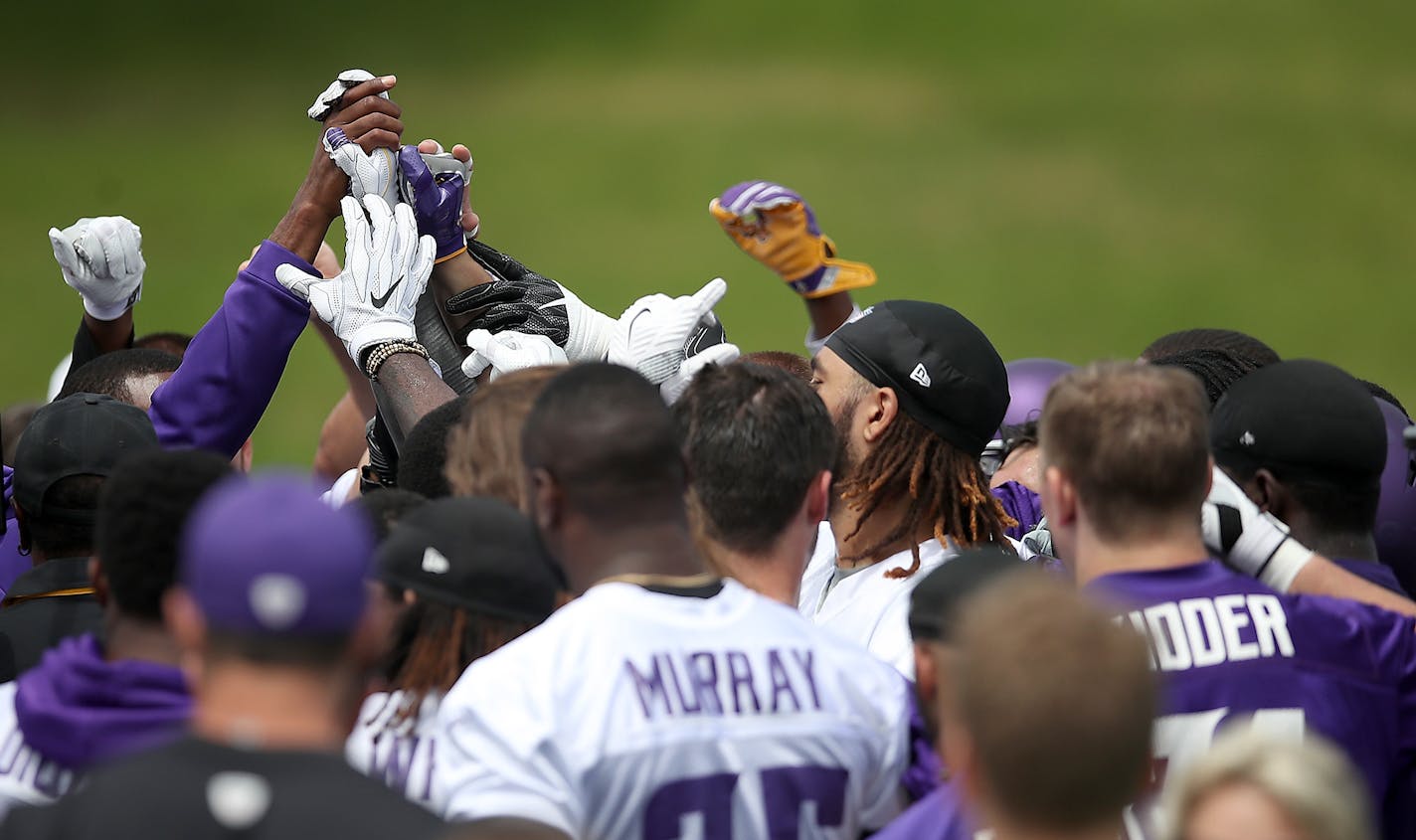 Eden Prairie bid an official farewell Monday to the Minnesota Vikings, the team that has called the city its off-field home for 36 years.