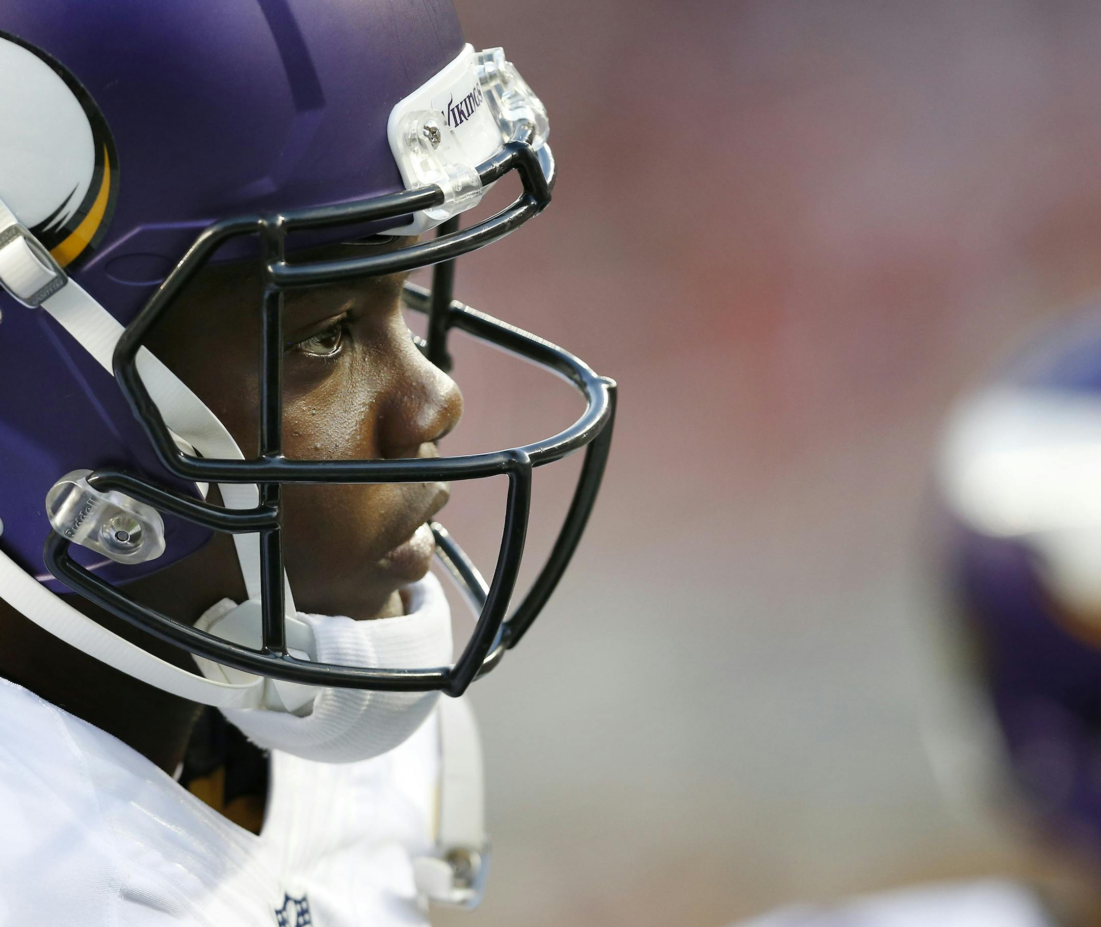 Minnesota Vikings quarterback Teddy Bridgewater (5). ] CARLOS GONZALEZ cgonzalez@startribune.com - September 14, 2015, Levi's Stadium, Santa Clara, CA, NFL, Minnesota Vikings vs. San Francisco 49ers, Monday Night Football
