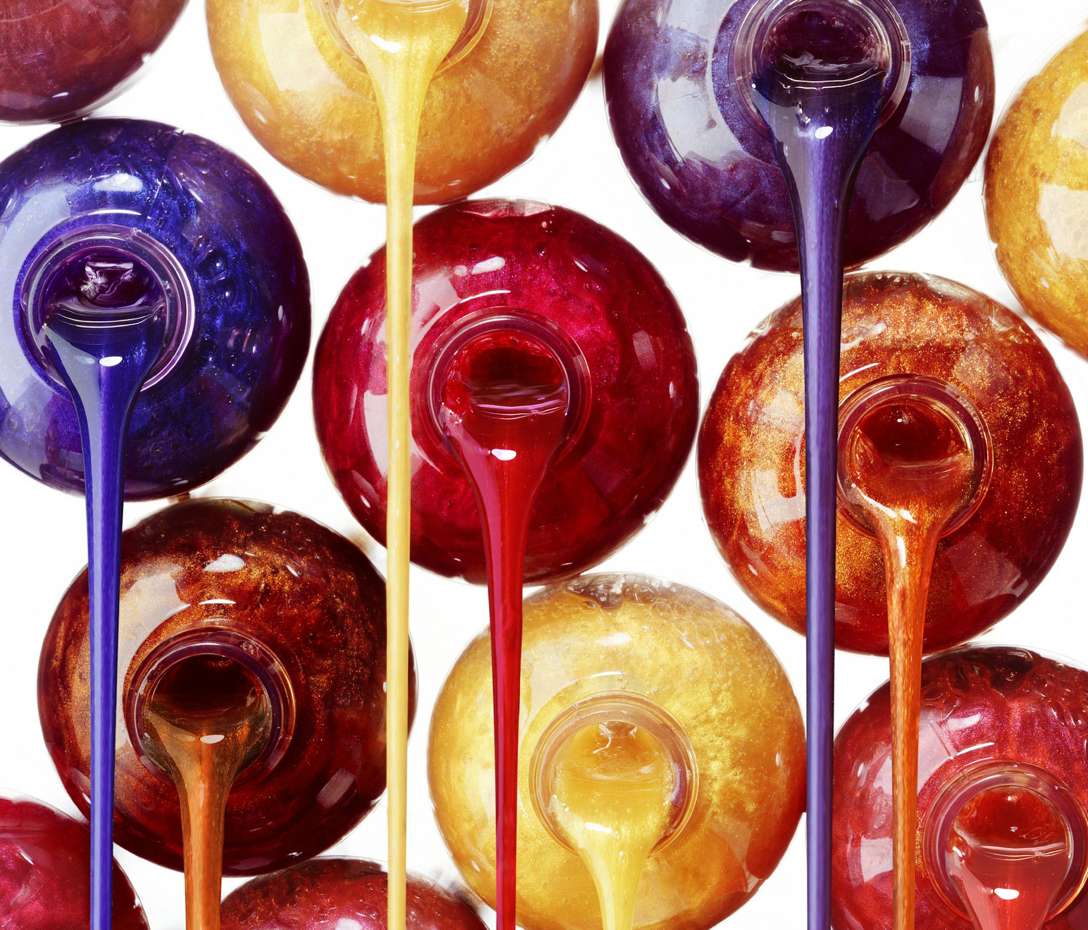 Reasons for shunning shampoo include concern about chemical ingredients, a desire to reduce the use of plastic containers and an effort to save money on hair care.