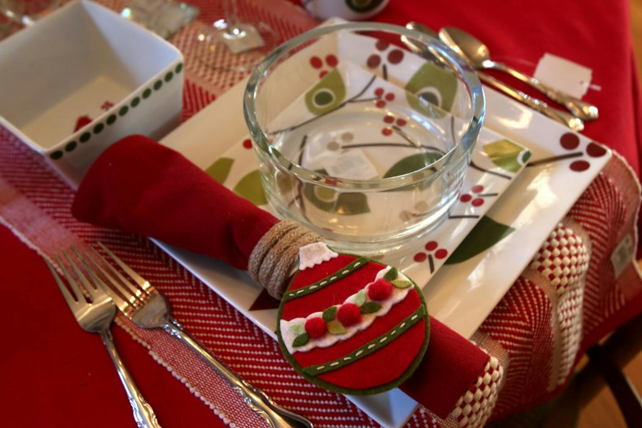 Holiday tablescapes at the Ideas House at 5936 Lyndale Avenue South in Minneapolis, MN on November 12, 2013.