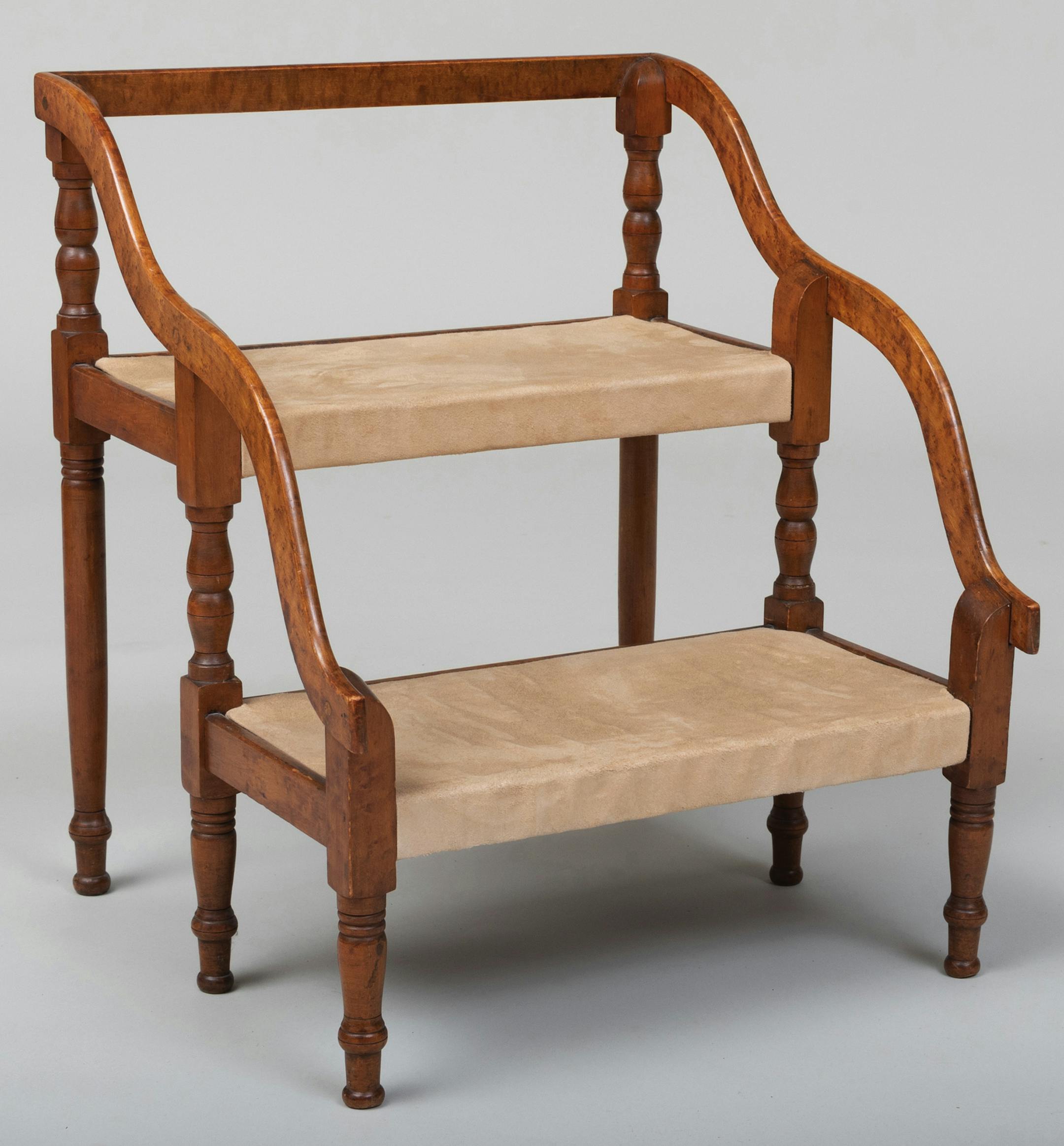 This is not a chair. It opens into a set of steps to help you get into a high bed. Stair Galleries offered it at an auction with an estimate of $2,000 to $3,000. (c) 2020 by Cowles Syndicate Inc.