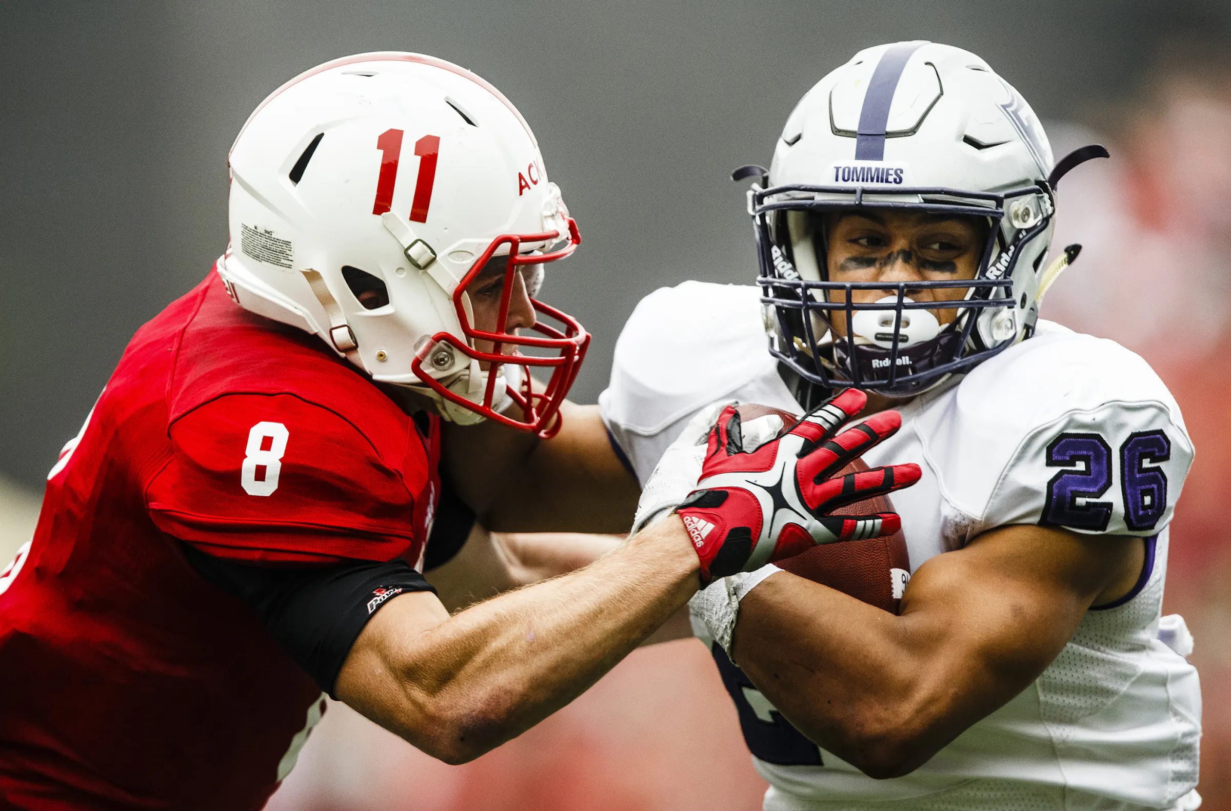 College football comes to Target Field: St. John's vs. St. Thomas