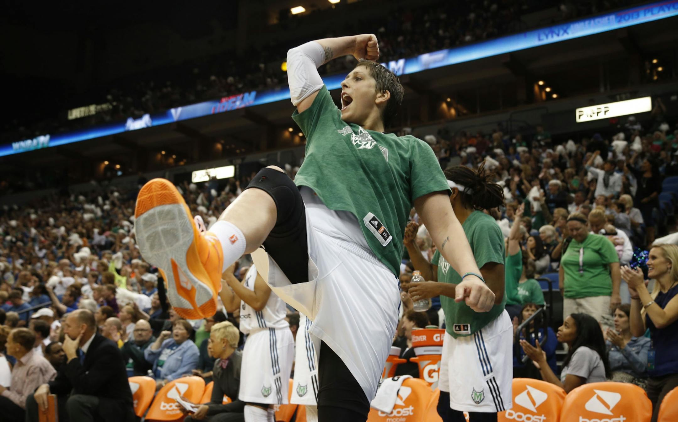 Janel McCarville #4 of the Minnesota Lynx celebrated after the team scored during the fourth quarter of Game 2 of the WNBA Finals at Target Center in Minneapolis, Min., Tuesday, October 8, 2013 Lynx won 88-63.