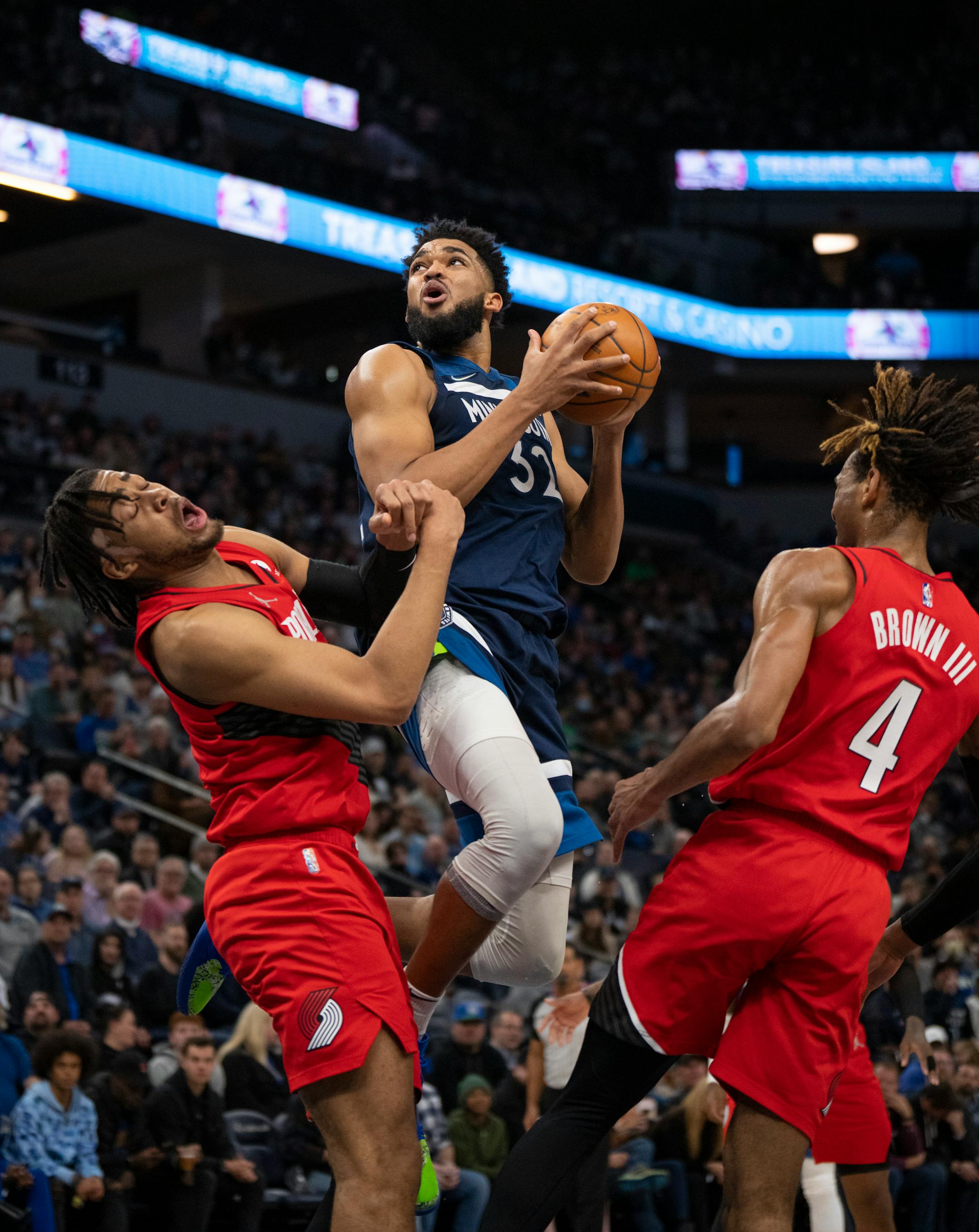 Minnesota Timberwolves center Karl-Anthony Towns (32) went up for a first quarter shot.