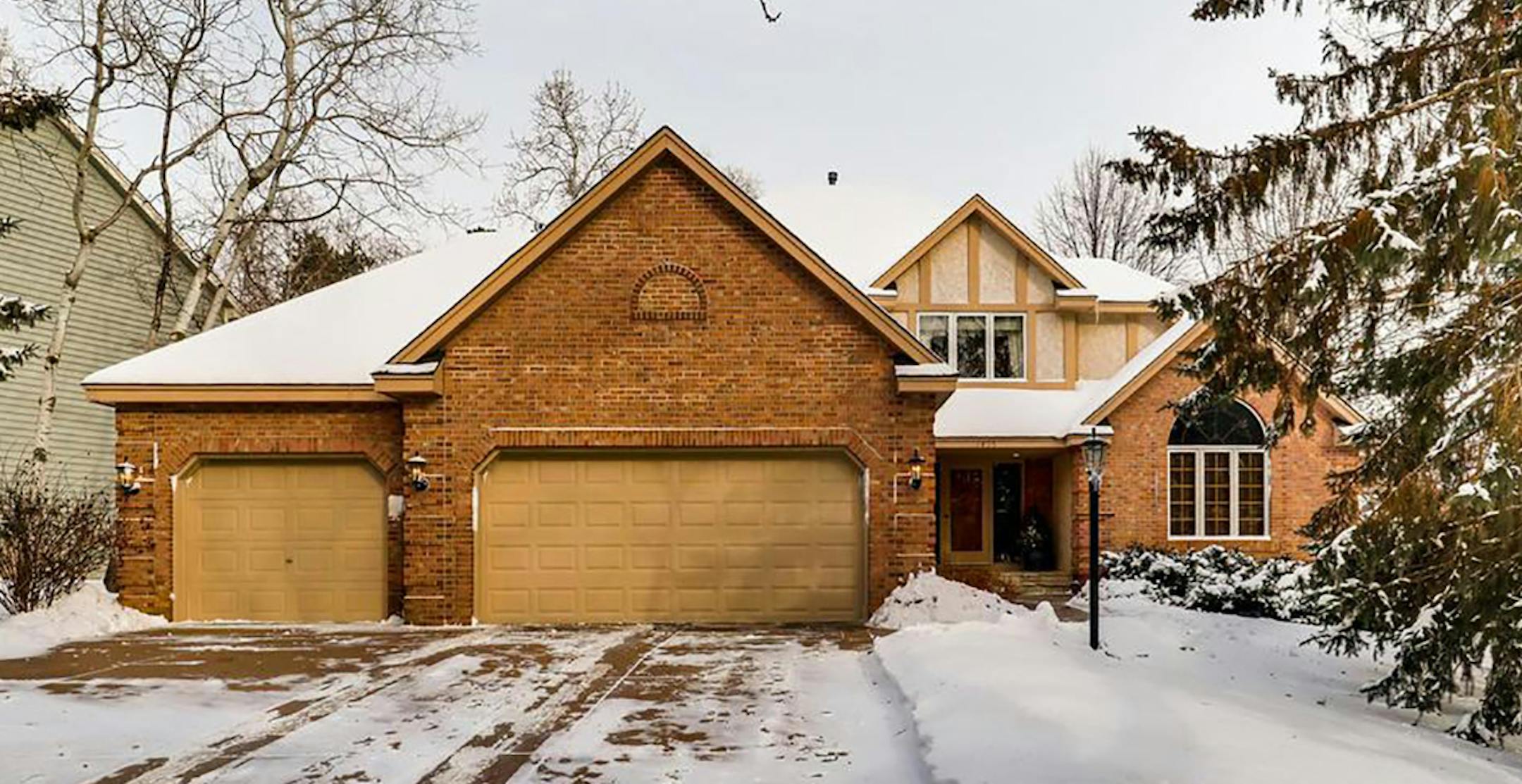 Woodbury
Built in 1990, this five-bedroom, four-bath house has 3,540 square feet and features four bedrooms on one level, fireplace fomal dining room, sunroom, full finished basement, maintenance-free deck and paver patio . Listed by Dixie Ewing, 651-334-6124, and Renae and Tom Hrastich, 651-503-6056, Edina Realty.