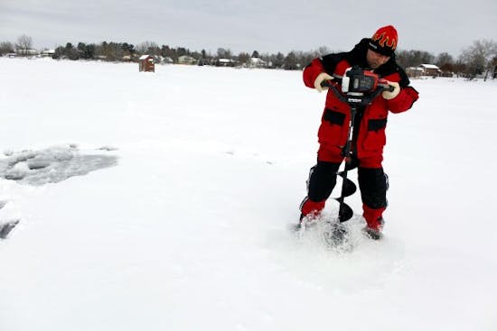  Ice Fishing Ice Augers - Eskimo / Ice Fishing Ice Augers / Ice  Fishing Equipment: Sports & Outdoors