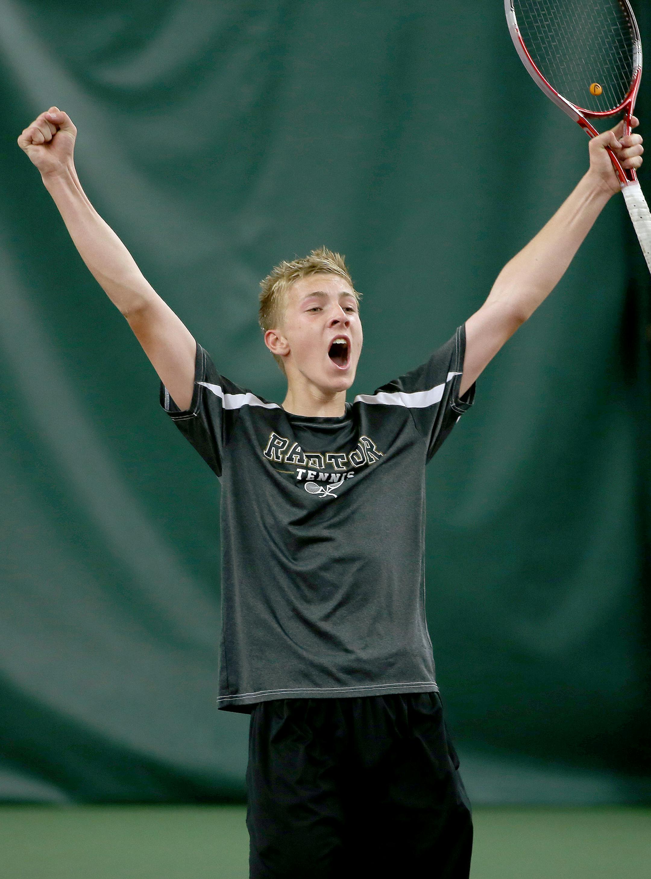 East Ridge tennis player Benjamin Van der Sman celebrated his 6-4, 1-6, 6-1 defeat over Mounds View's Hunter Krebsbach during the High School boy's state tennis tournament at the U of M's Baseline Tennis Center, Tuesday, June 3, 2014 in Minneapolis, MN. ] (ELIZABETH FLORES/STAR TRIBUNE) ELIZABETH FLORES • eflores@startribune.com20034781A