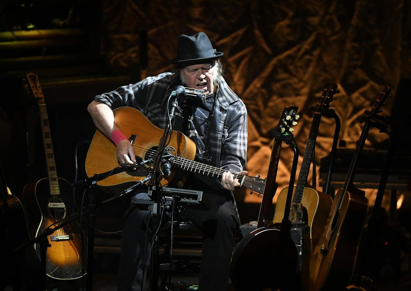 Neil Young performed Saturday, Jan. 26, 2019 at the Pantages Theater in Minneapolis, Minn. ] Aaron Lavinsky &#xa5; aaron.lavinsky@startribune.com Neil Young performed Saturday, Jan. 26, 2019 at the Pantages Theater in Minneapolis, Minn.