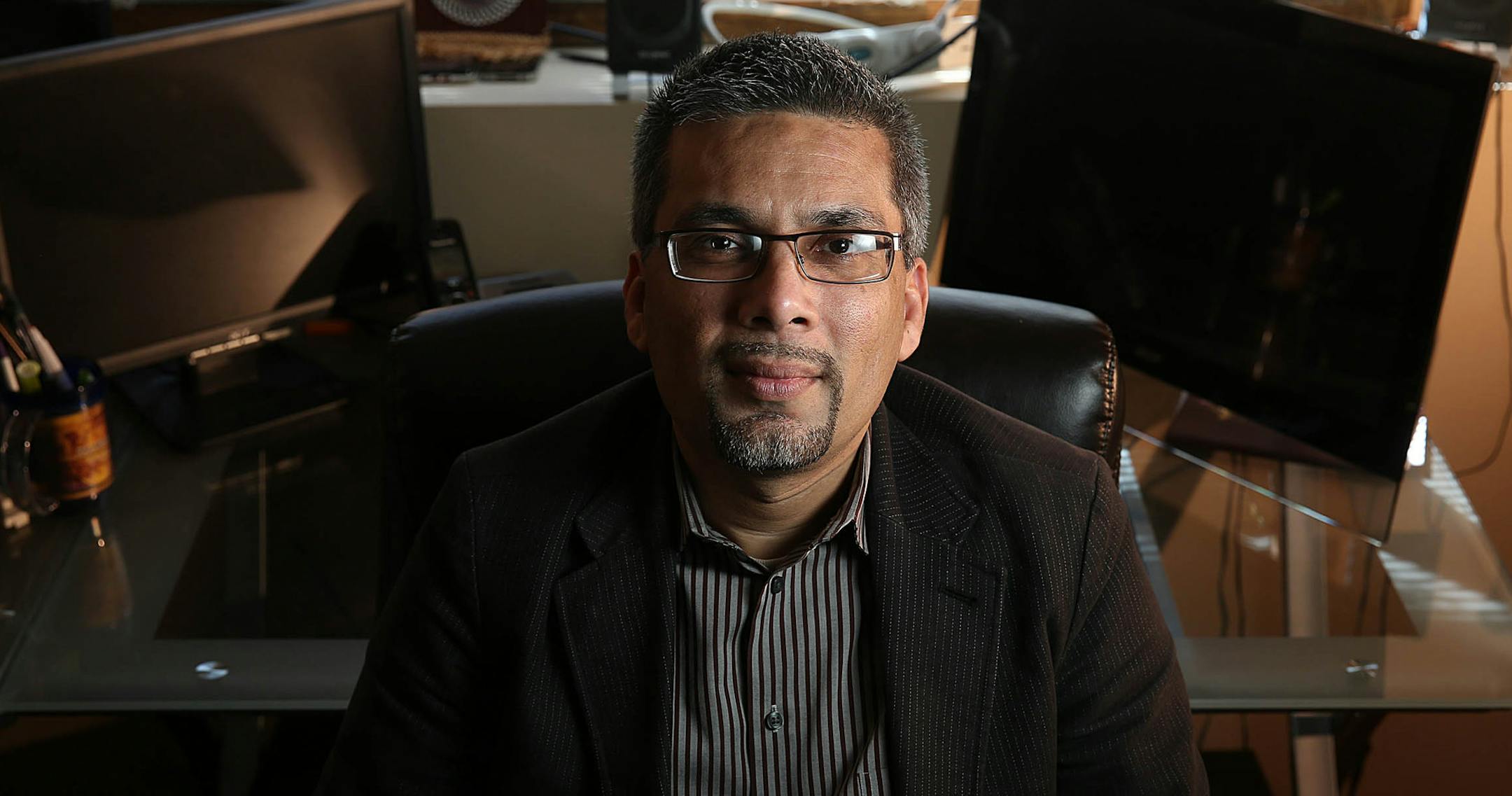 Prof. Kaleem (photographed at his home office) is an expert in cyber security, who also teaches technology at Metro State University in St. Paul.] JIM GEHRZ &#xef; james.gehrz@startribune.com / Blaine, MN / April 16, 2015 /3:00 AM - BACKGROUND INFORMATION: He calls himself Abdilo. And he's bragged online about hacking into websites on three continents, daring the authorities to catch him. Now the Secret Service is trying to find out if the boastful hacker - supposedly a 16-year-old Australian -