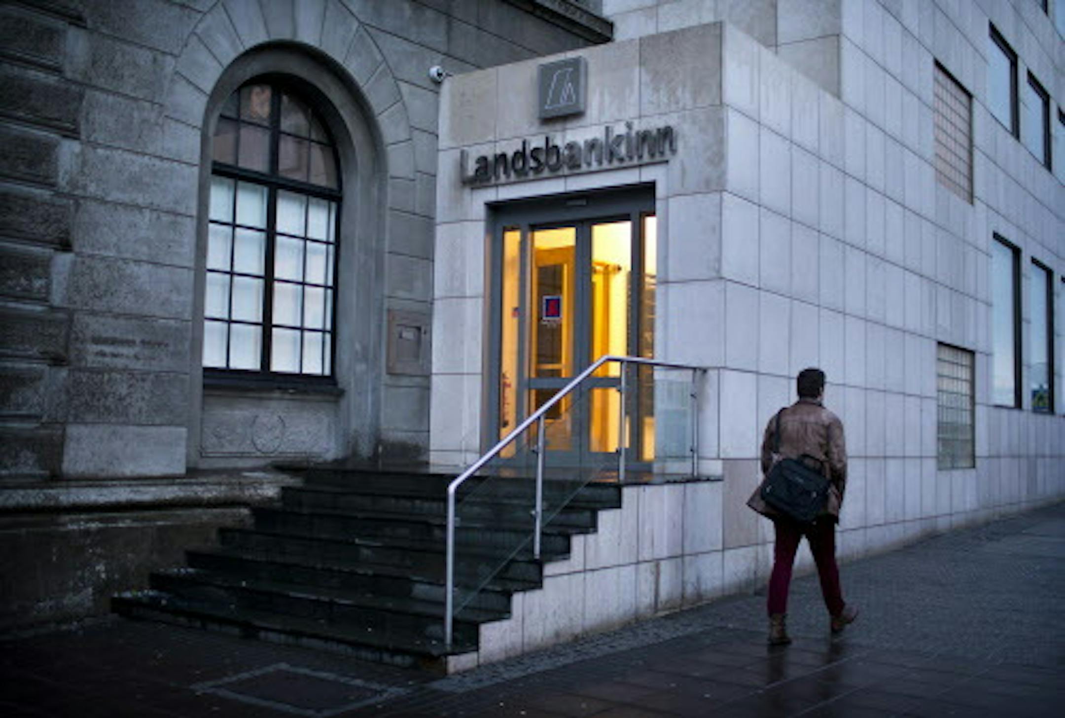 FILE — The Landsbakinn bank in the center of Reykjavik, Iceland, Jan. 14, 2013. As Iceland unwinds capital controls imposed during the global financial crisis, the government is trying to prevent a mass exodus of money and keep the country from backsliding. (Ilvy Njiokiktjien/The New York Times)