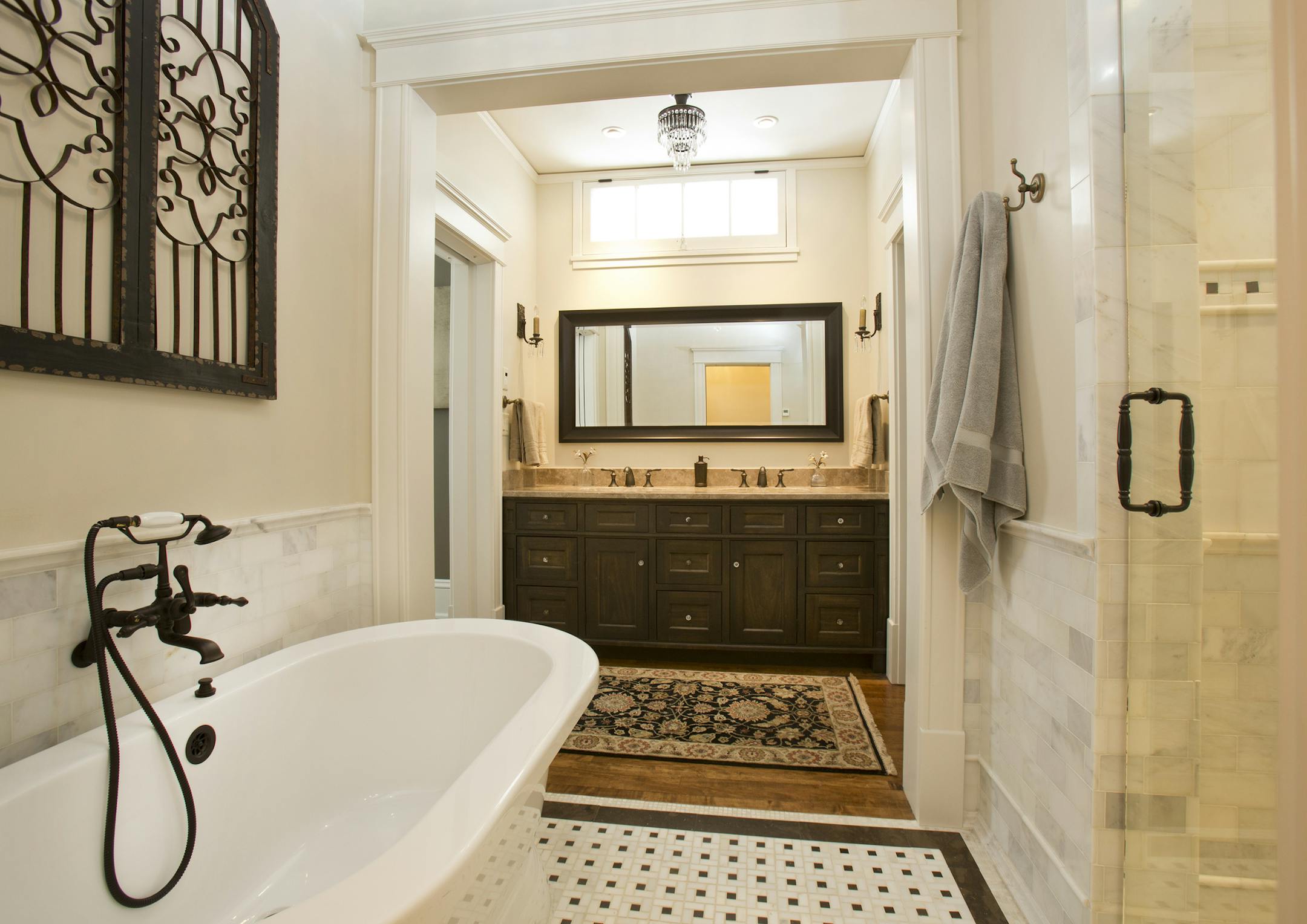 Joe Michl Bathroom in Minneapolis house restored by Eric J. Hansen