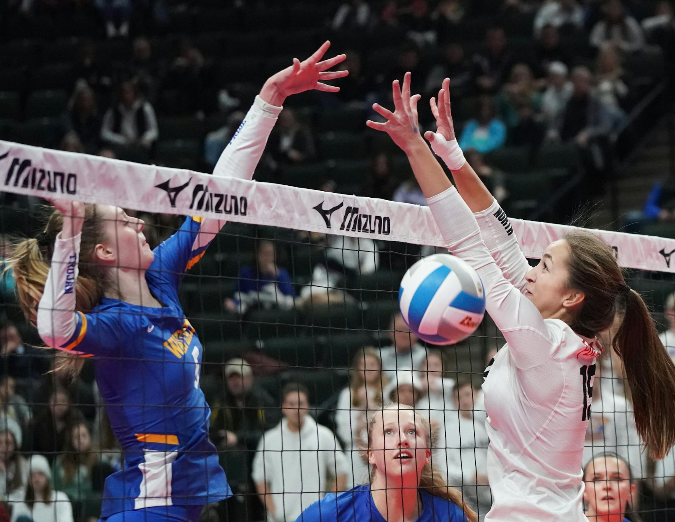 Wayzata's Elizabeth Helmich (5) got the ball past North St. Paul's Mina Yener (15) at the net. ] Shari L. Gross ¥ shari.gross@startribune.com Wayzata defeated North St. Paul 3-0 in Class 3A volleyball semifinals held at Xcel Energy Center in St. Paul, Minn. on Friday, Nov. 8, 2019. Eagan vs. Minnetonka 9am
Wayzata vs. North, St. Paul 11am