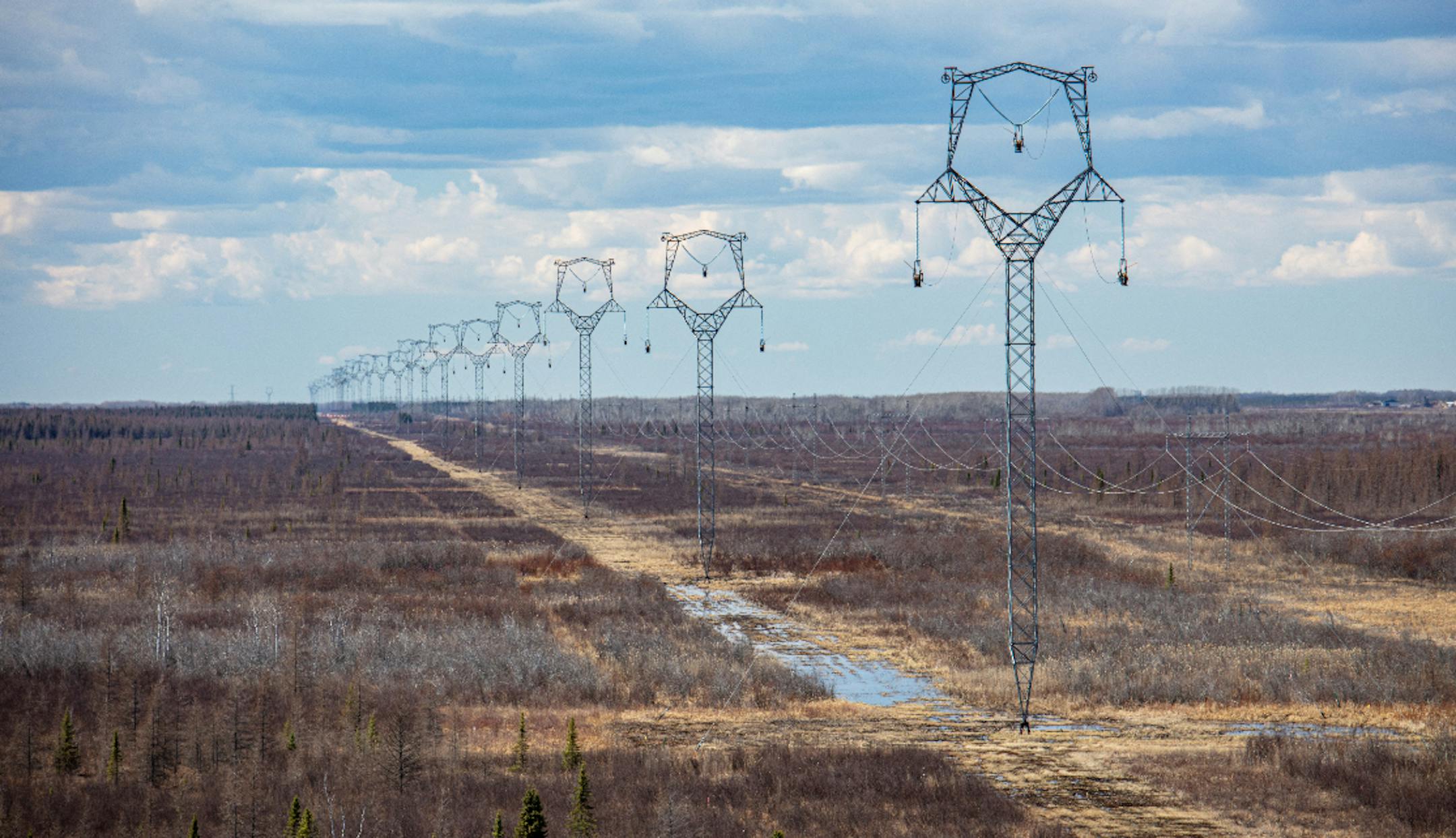 Photo credit A stretch of the 500-kilovolt Great Northern Transmission Line in northern Minnesota.
