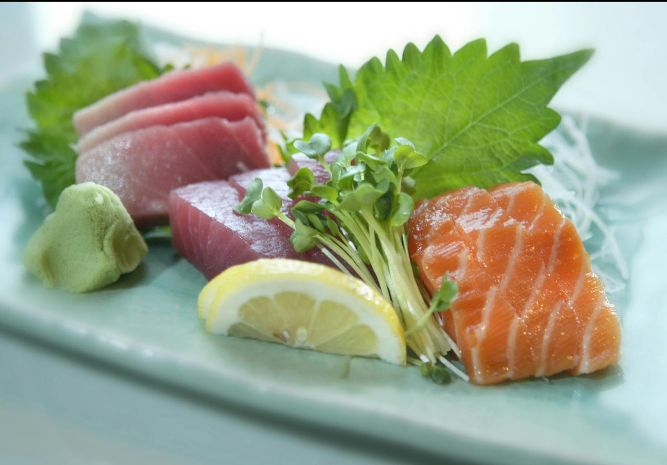 Dinner and a show, with all the places in the cities to eat some places rise to the top when you're on the way to the theater. Origami great sushi and service right across from the Theatre de la Juene Lune. Sashimi, left Maguro Yellow Tuna, Sake Salmon on the right, and Maguro oily tuna in the middle.